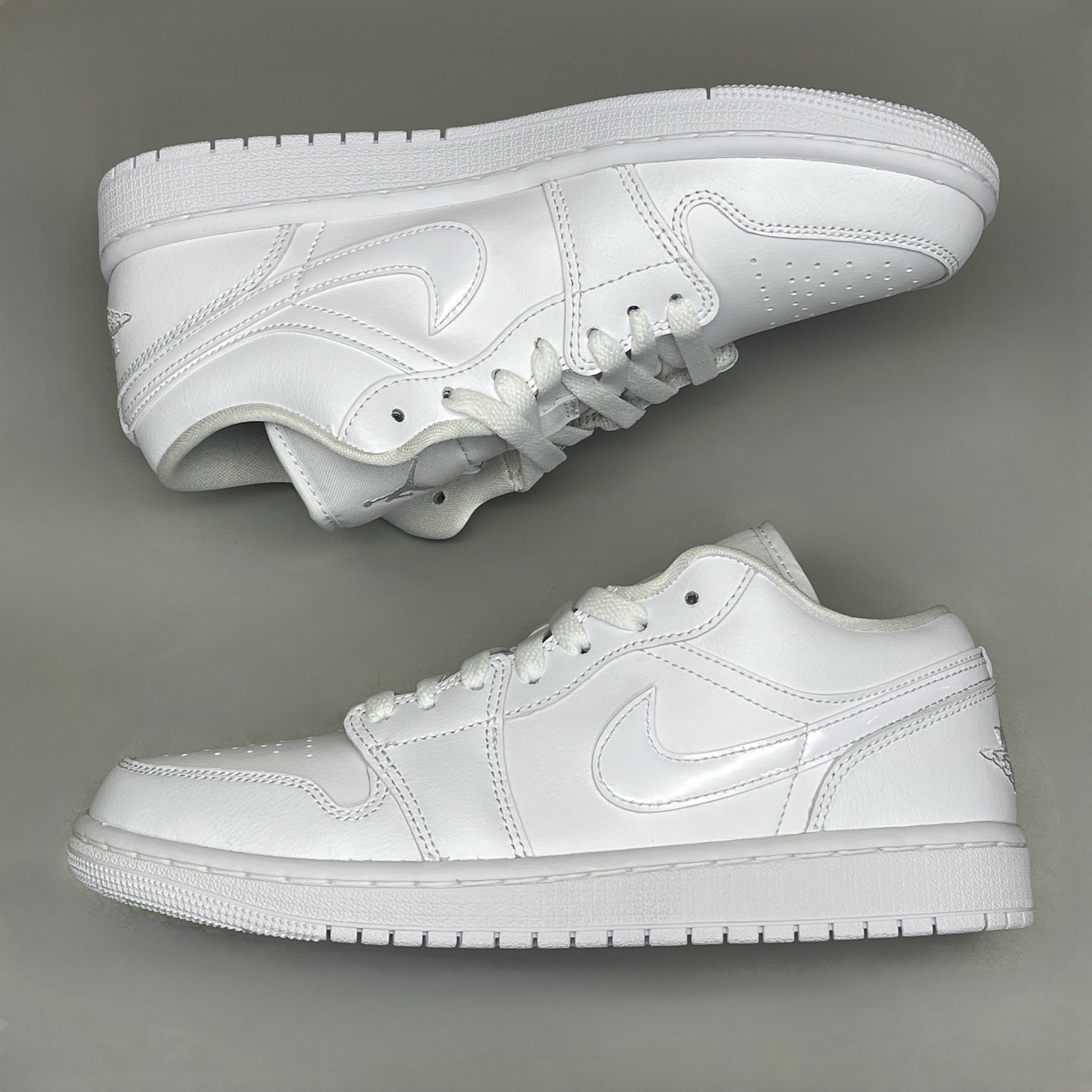 NIKE AIR JORDAN 1 Low Triple White Women's Sz 6.5 DV0990-111 (New in Box)