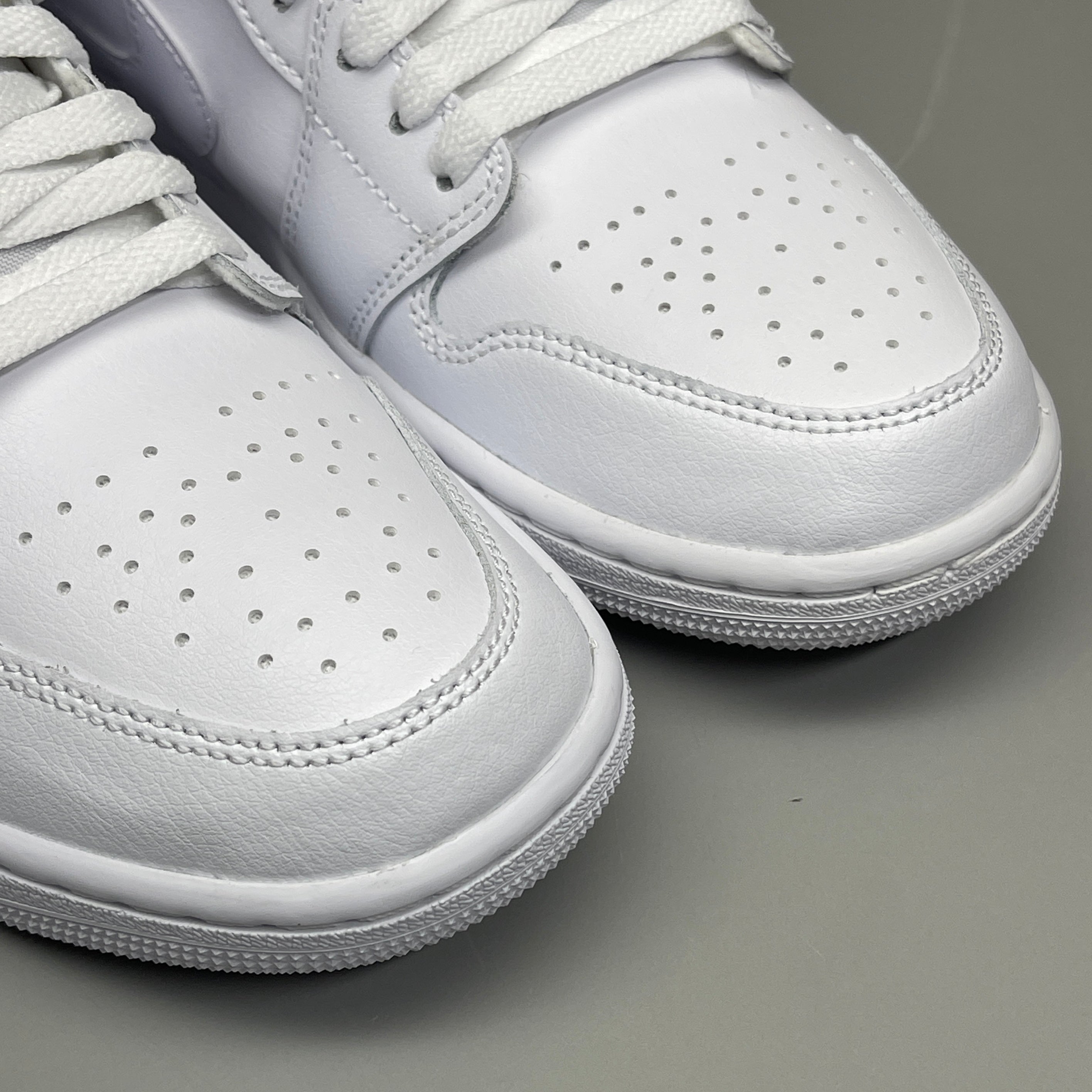 NIKE AIR JORDAN 1 Low Triple White Women's Sz 9 DV0990-111 (New in Box)