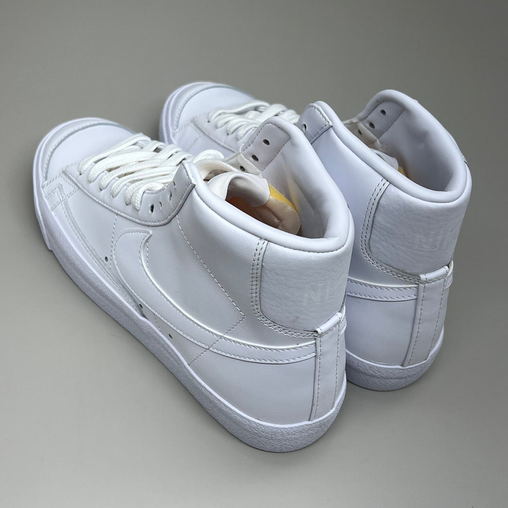 NIKE Blazer Mid 77' High-top Shoes SZ Womens 6 Mens 4.5 White & Peach CZ1055-117