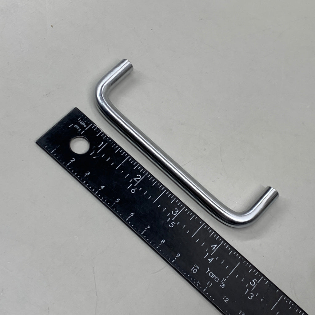 BERENSON (25 PACK) Advantage Wire Pull 4" CC Satin Chrome Steel Pull 6130-2SC-P
