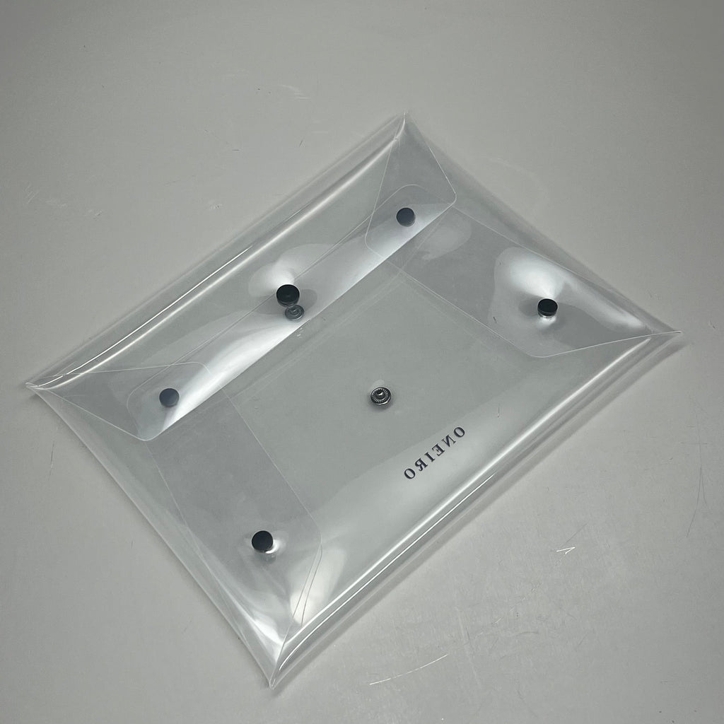 ONEIRO Clear Multipurpose Clutch Waterproof Travel Pouch 8" x 10" (New)