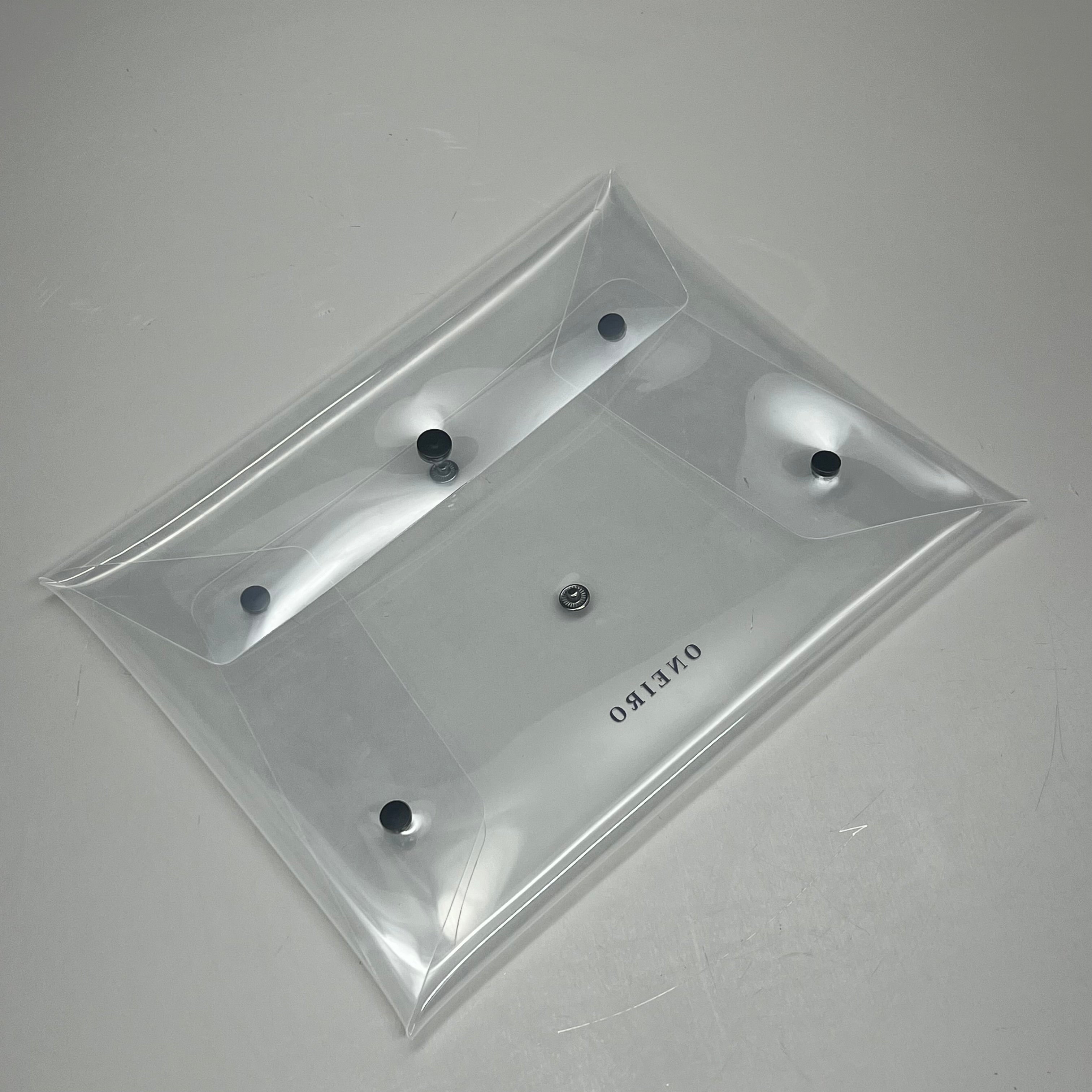 ONEIRO Clear Multipurpose Clutch Waterproof Travel Pouch 8" x 10" (New)