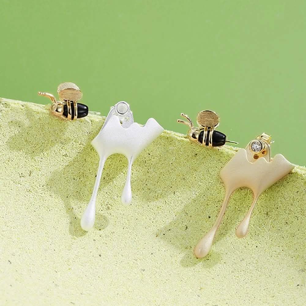 5A Clear Cubic Zirconia And Agate Stone Cute Bee 925 Sterling Silver Stud Earrings