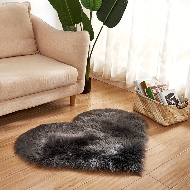 Plush Heart-Shaped Area Mat | Machine Washable Soft Artificial Wool | Cozy Decorative Mat for Living Room, Bedroom, Office | Indoor Use
