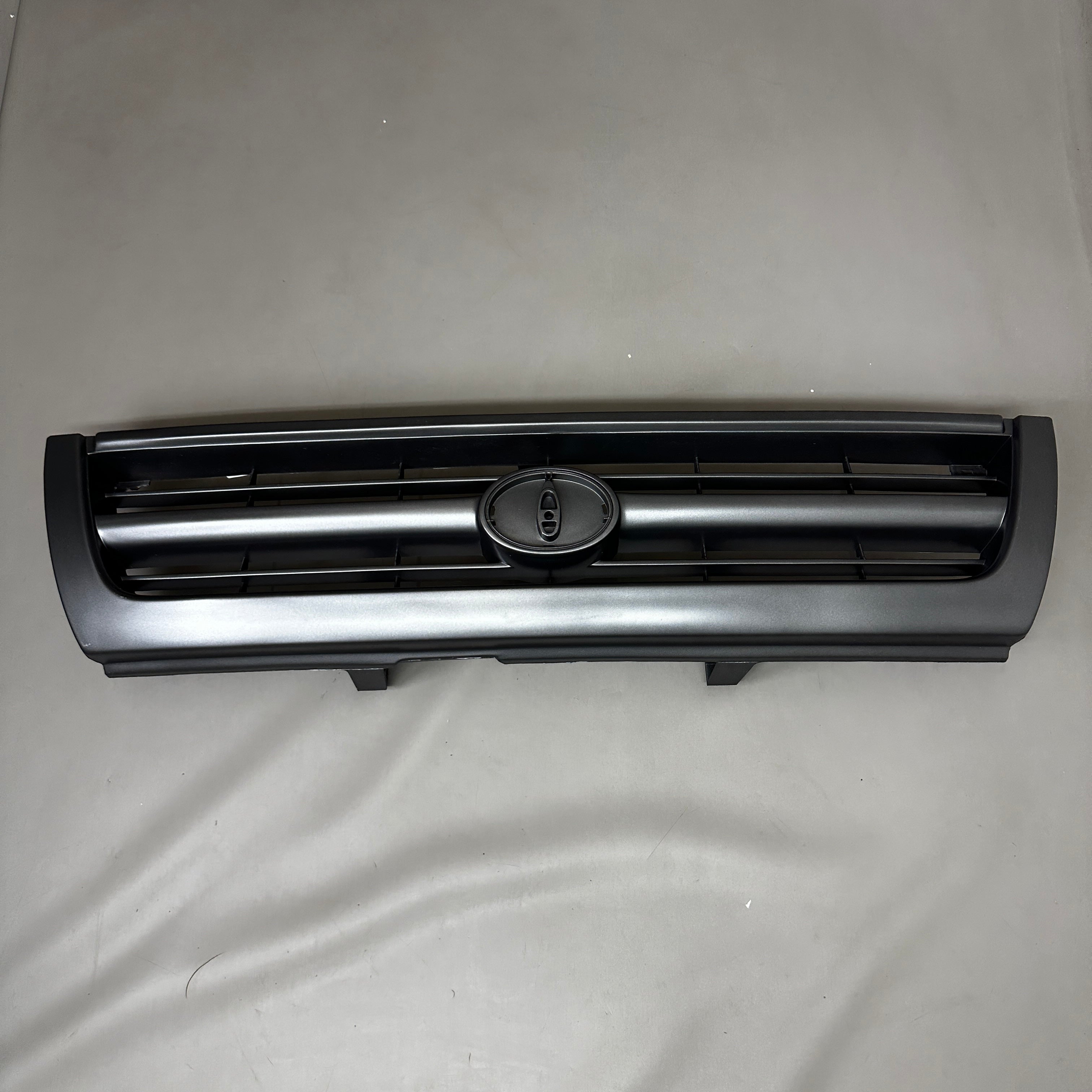 PROFORTUNE TYG095NB Replacement Grille for 1996-1998 TOYOTA 4Runner (AS-IS, 1 Mount Damaged)
