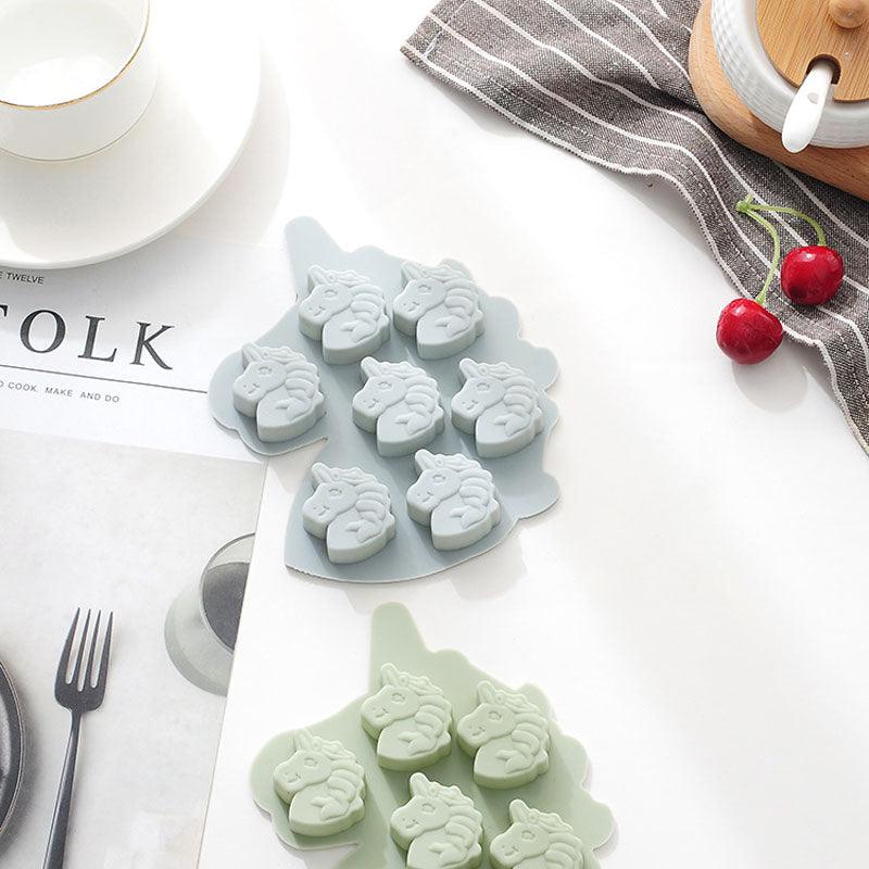 7 Cells Cute Unicorn Silicone Cake Molds No Smell Food Grade Material For Candle, Fondant, Biscuit, Dessert, Chocolate Molds Mini Unicorn Head Ice Cube Tray, Unicorn Silicone Molds Set For Chocolate Candy Cake Cupcake Soap Baking