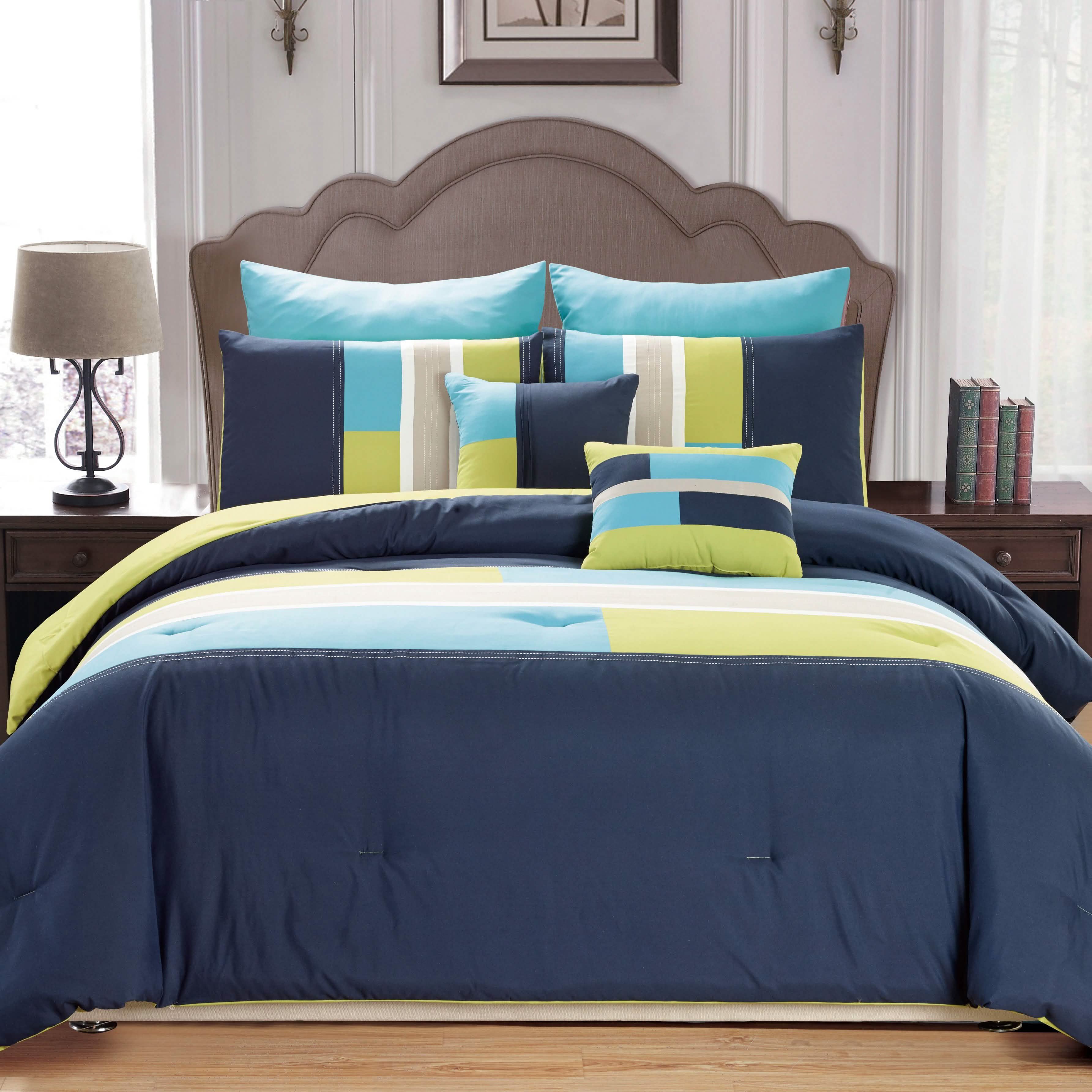 7-Piece: Luxury Bordered Queen Comforter Set