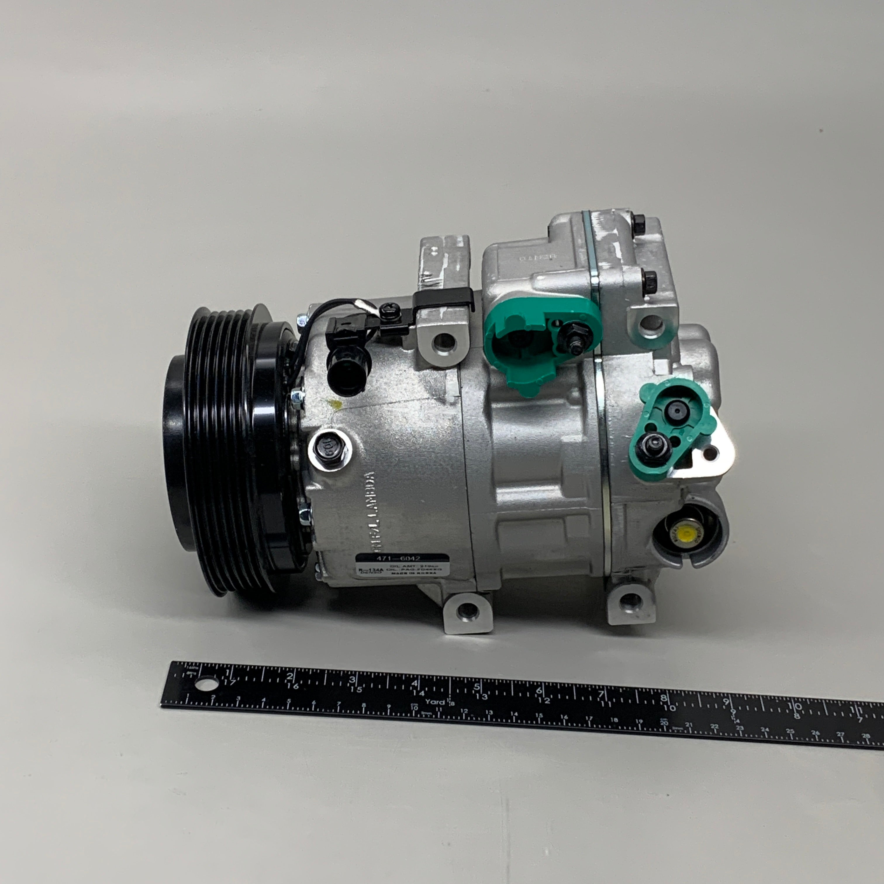DENSO A/C Compressor With Clutch Silver/Black/Green 27722 471-6042