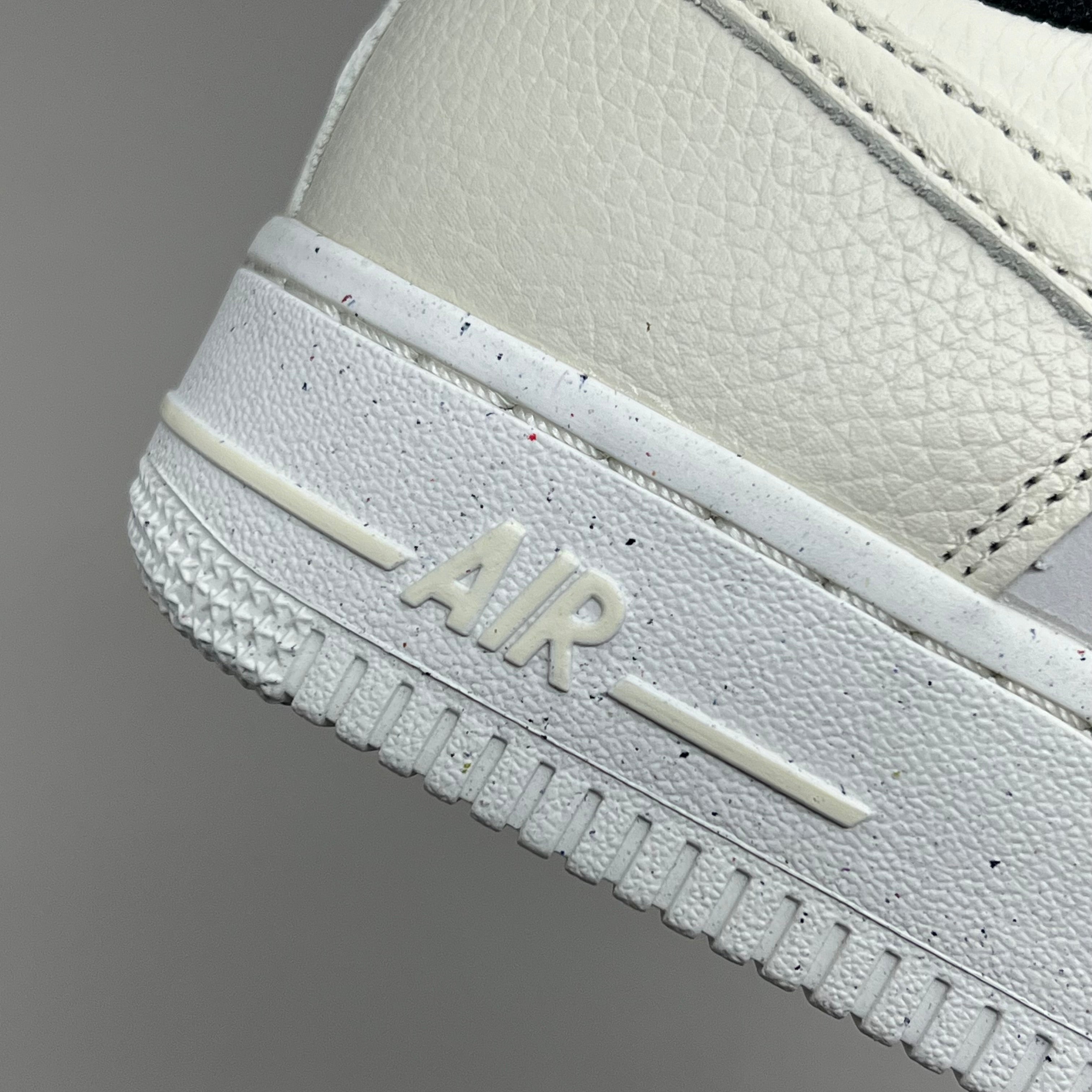 NIKE Air Force 1 07' LX Leather Sz Women's 9 Sail/Coconut Milk-Black DZ2708 101