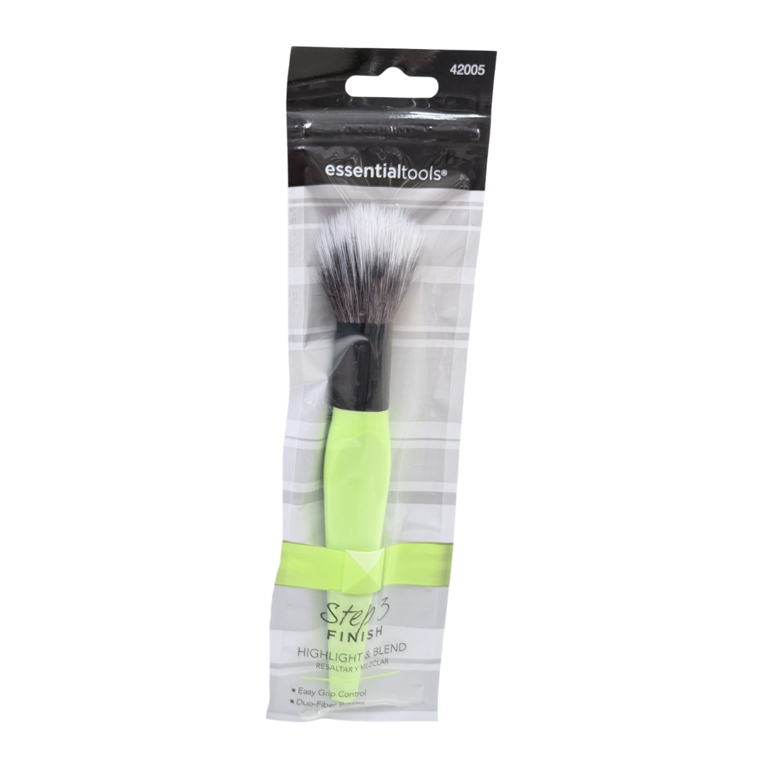 Essential Tools Highlight & Blend Brush Step 3 for Finishing