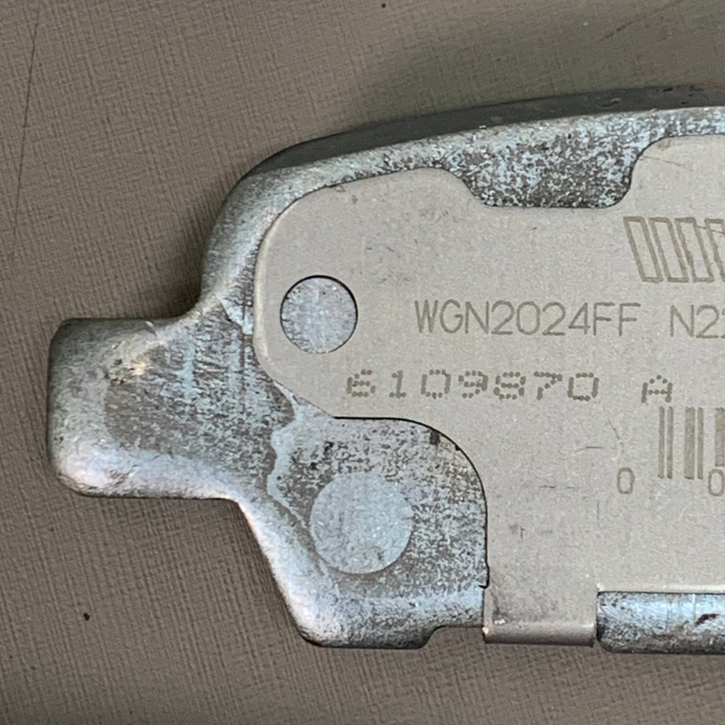 WAGNER OEx Ceramic Disc Brake Pad Set 4" x 1 1/2" Grey OEX1288