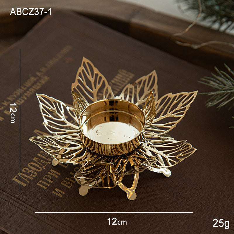 Christmas Golden Iron Candlestick Desktop Decoration Christmas Day Snowflake Decorations Table Arrangement