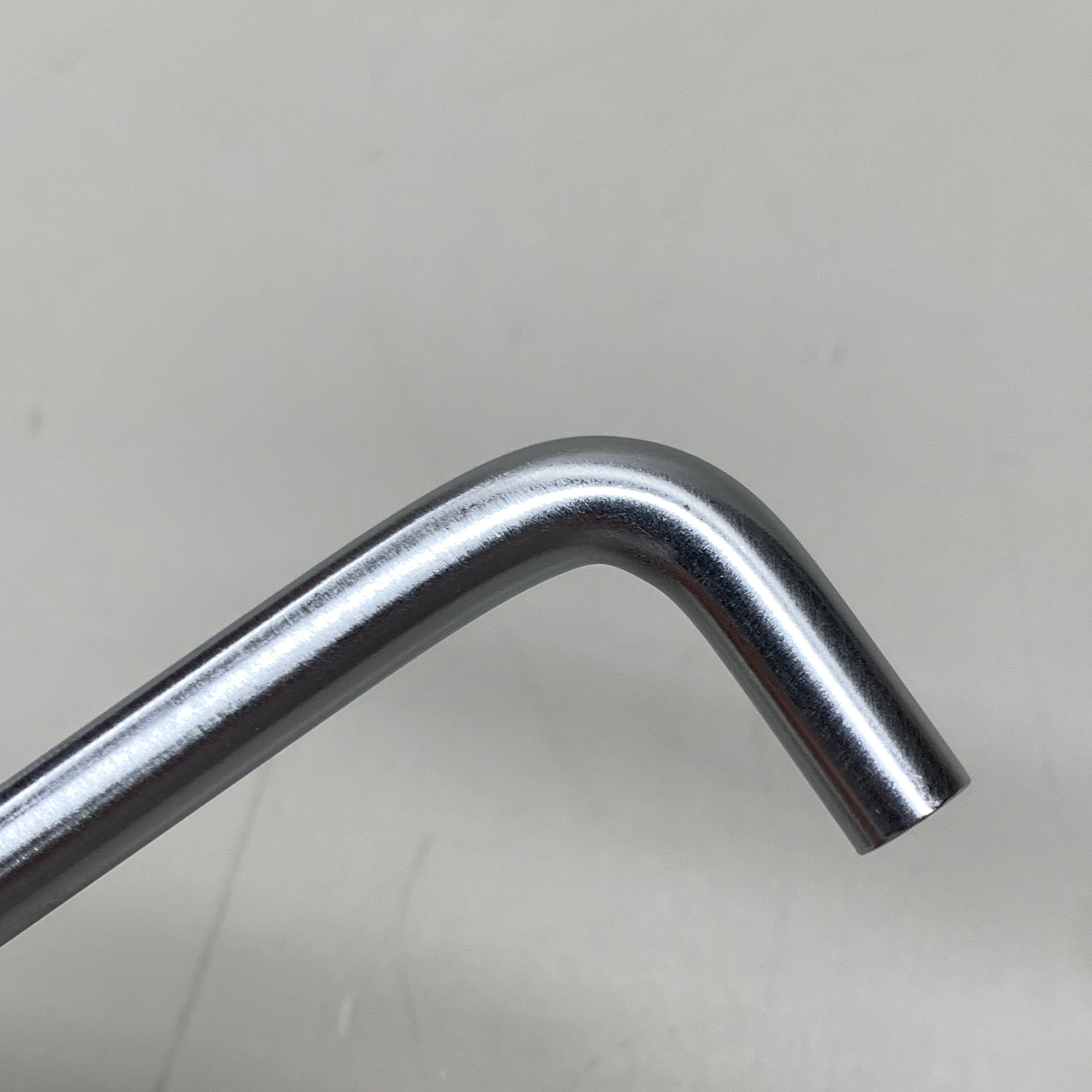 BERENSON (25 PACK) Advantage Steel Wire Pulls 96mm CC Satin Chrome 6131-2SC-P