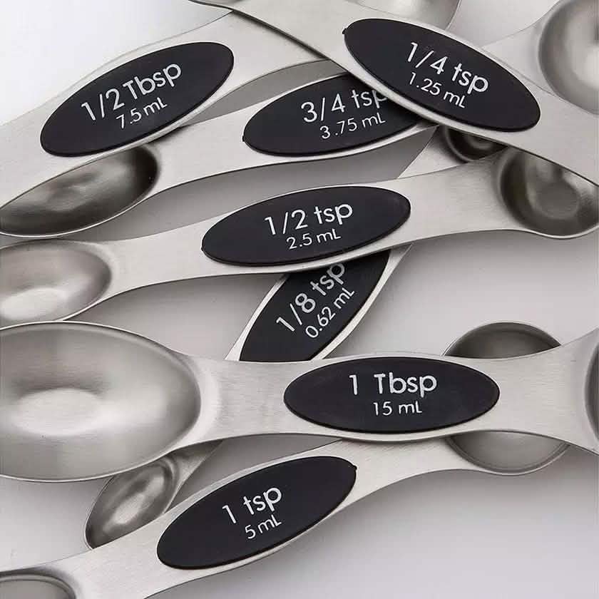 8-Piece: Stainless Steel Magnetic Measuring Spoons Set