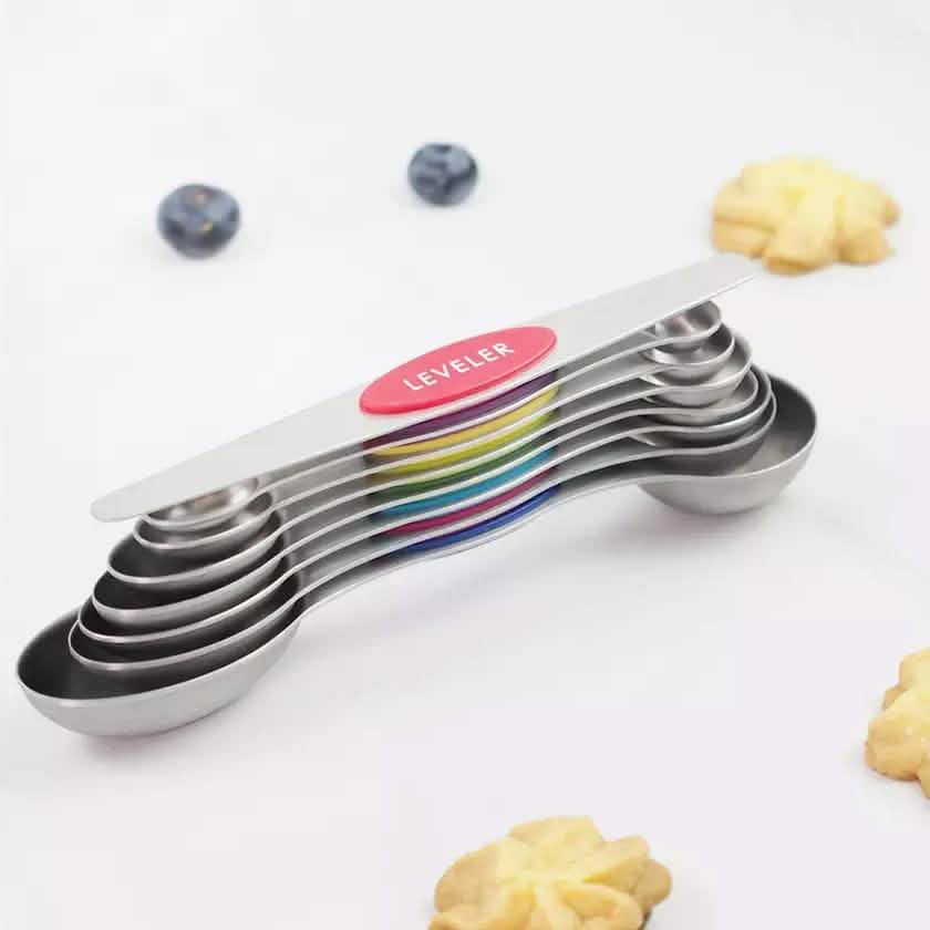 8-Piece: Stainless Steel Magnetic Measuring Spoons Set
