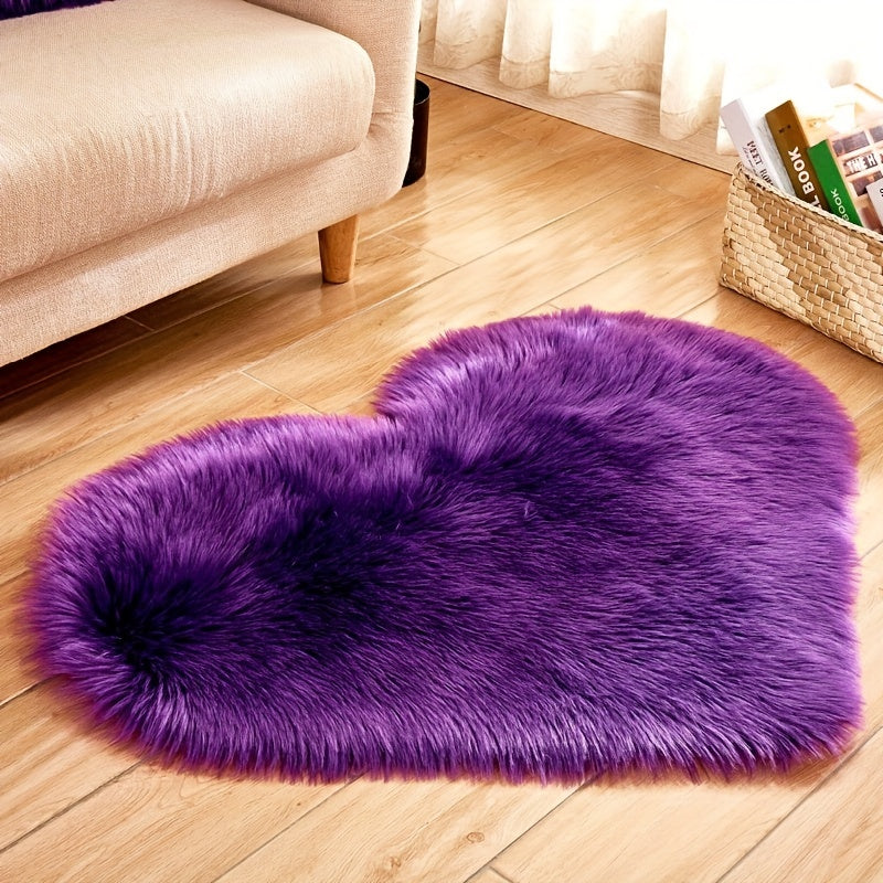 1pc Faux Fur Room Rug, Heart Shaped Plush Rug, Fluffy Carpet For Living Room Bedroom Sofa, Shaggy Carpet Area Mat 50*60cm/19.68*23.62in
