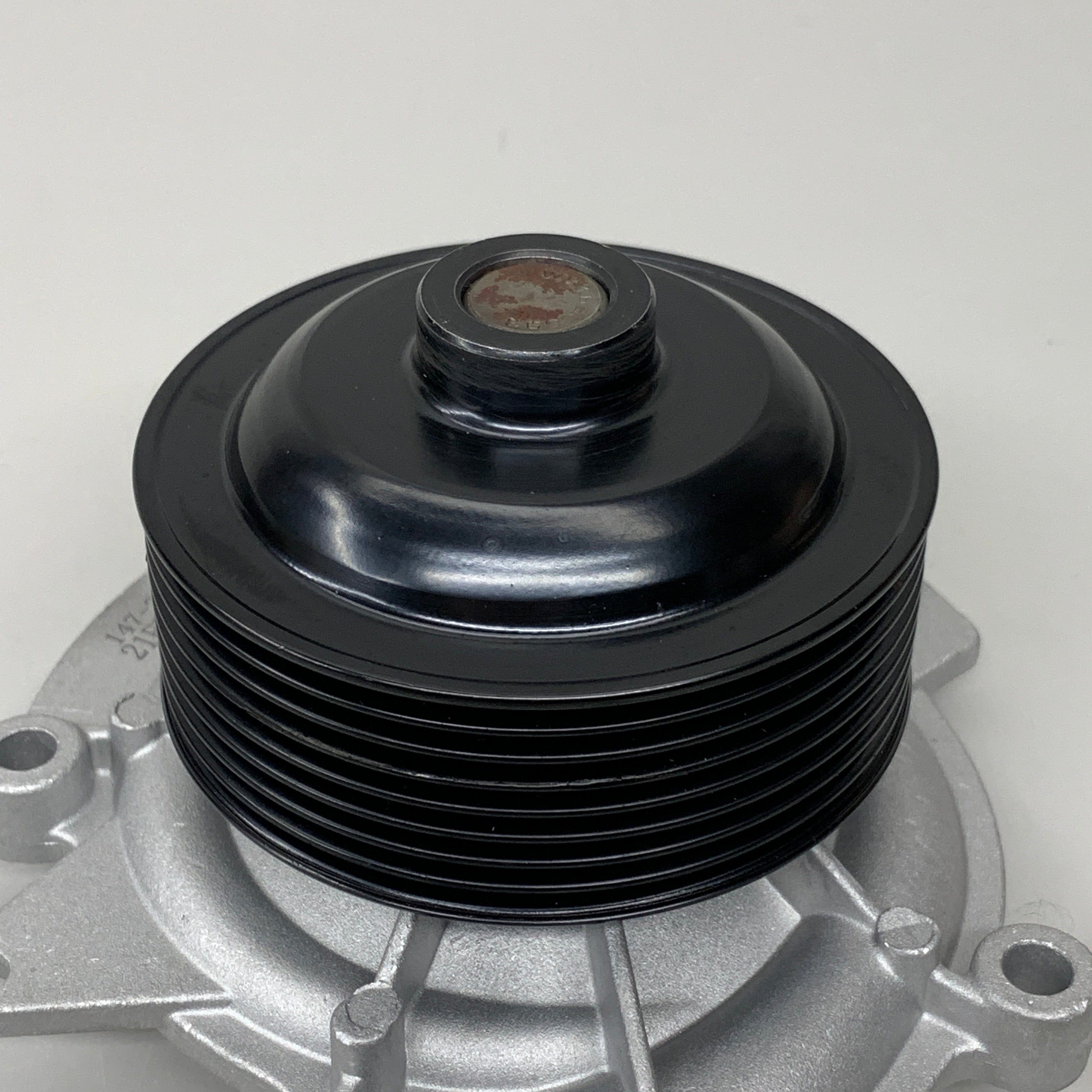 GMB Aluminum Engine Clockwise Water Pump for Mercedes-Benz Cars 188580 147-2380