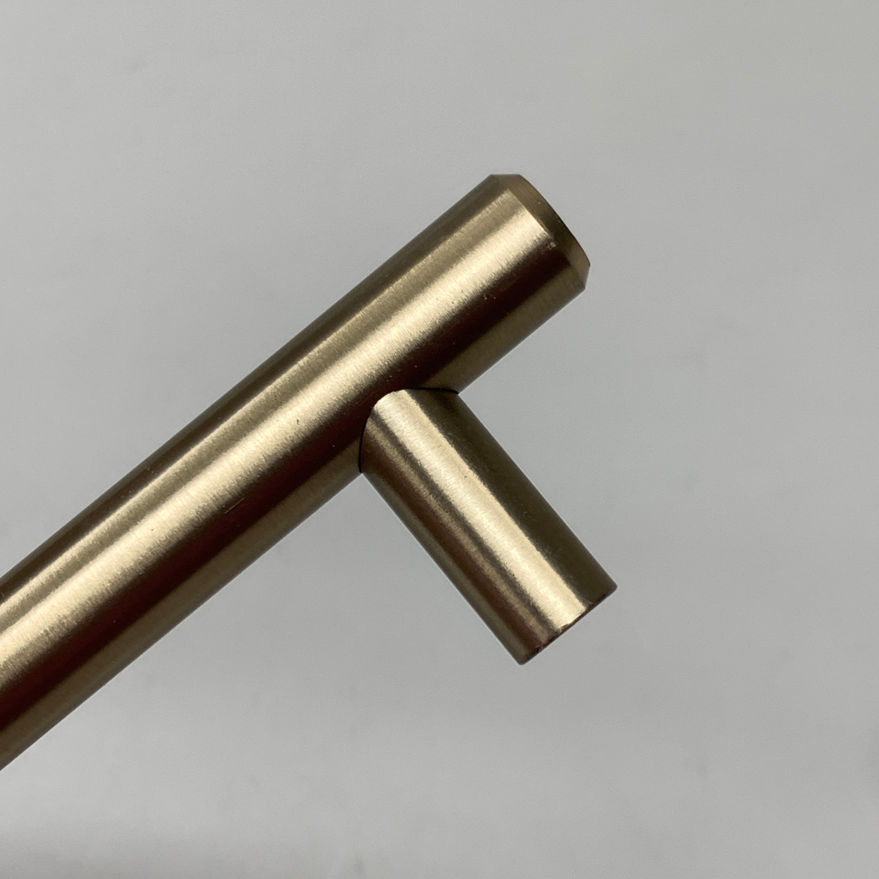 BERENSON (10 PACK) Traditional Advantage Two T-Bar Pull Champagne 96mm 9541-20CZ-P