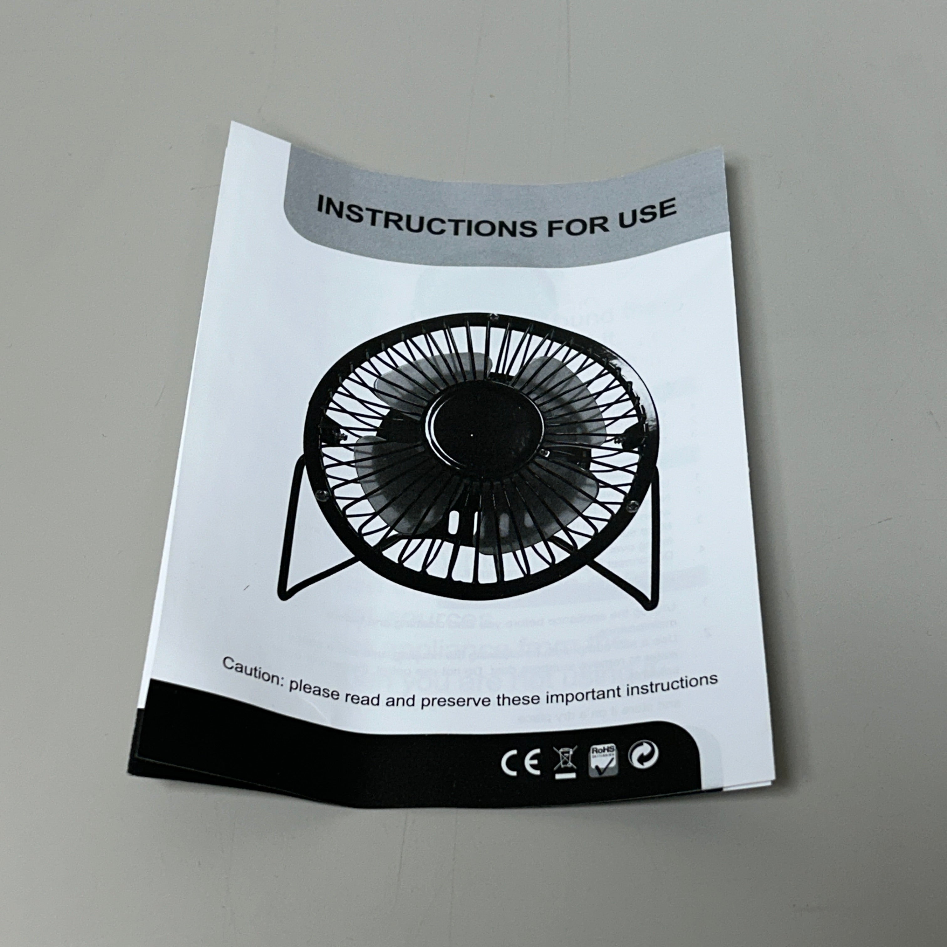 DAVE & BUSTER'S USB Mini Desk Fan 19643 (New)