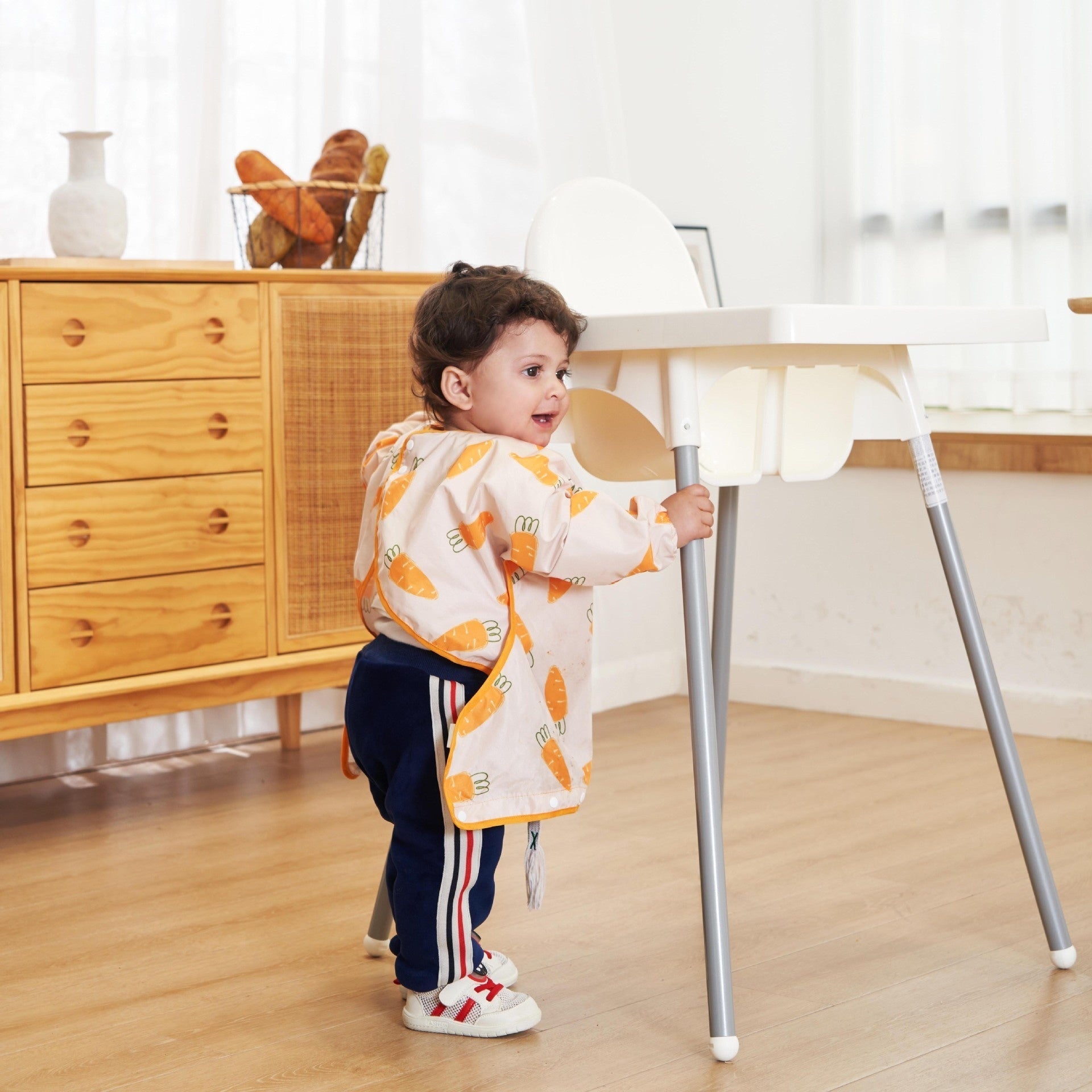 All-in-one Anti-dirt Bib For Baby Dining Tables