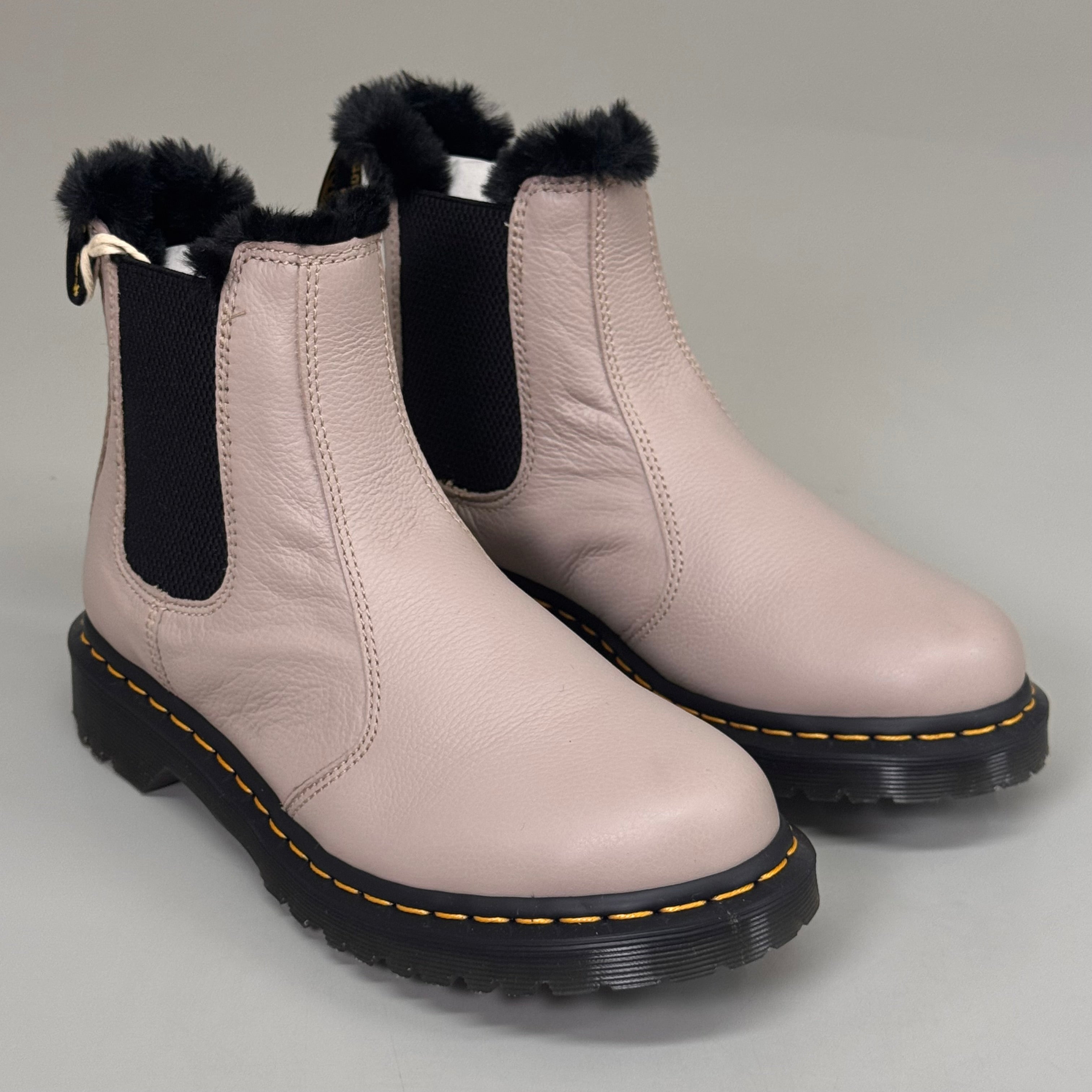 DR MARTENS Leonore Faux Fur-Lined Virgina Leather Boots SZ 9 Vintage Taupe