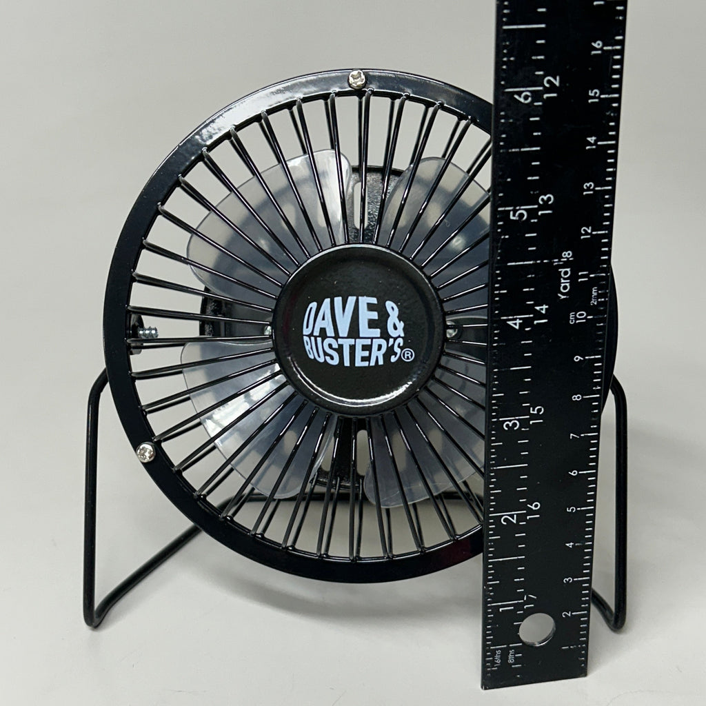 DAVE & BUSTER'S USB Mini Desk Fan 19643 (New)