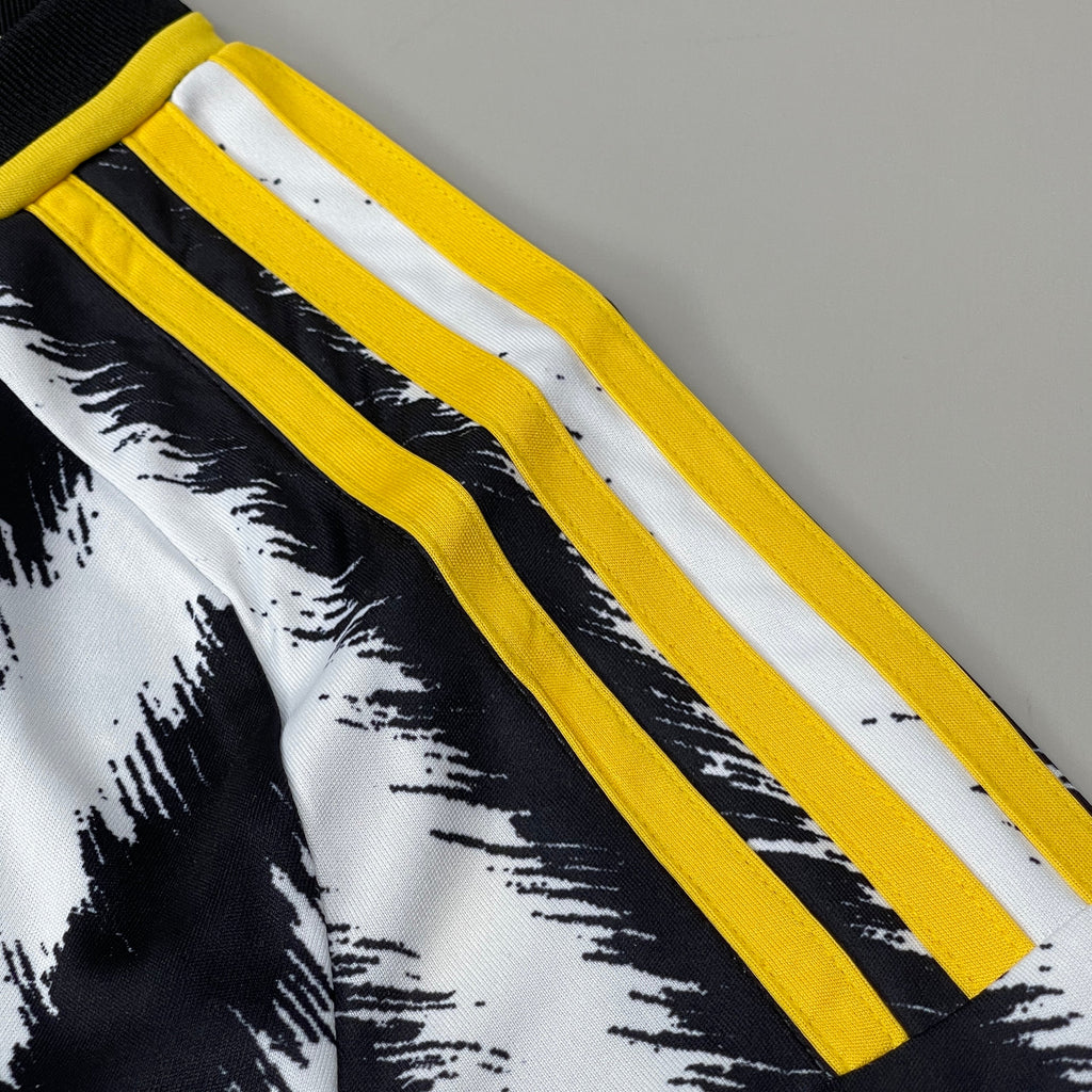 Z@ ADIDAS 2023/2024 Juventus Home Soccer Jersey Sz Youth L (13-14Y/164) Black/White/Yellow (New)