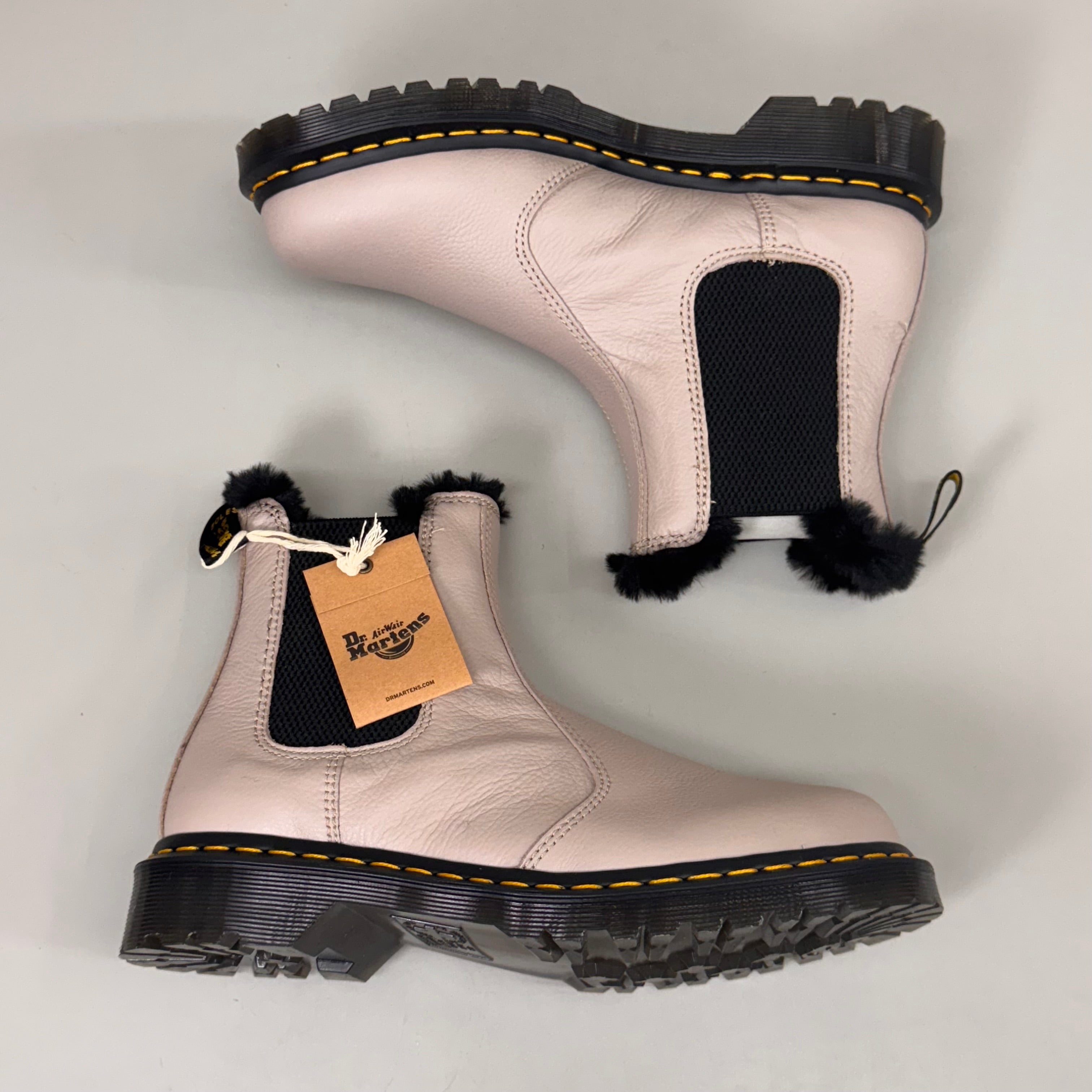 DR MARTENS Leonore Faux Fur-Lined Virgina Leather Boots SZ 9 Vintage Taupe