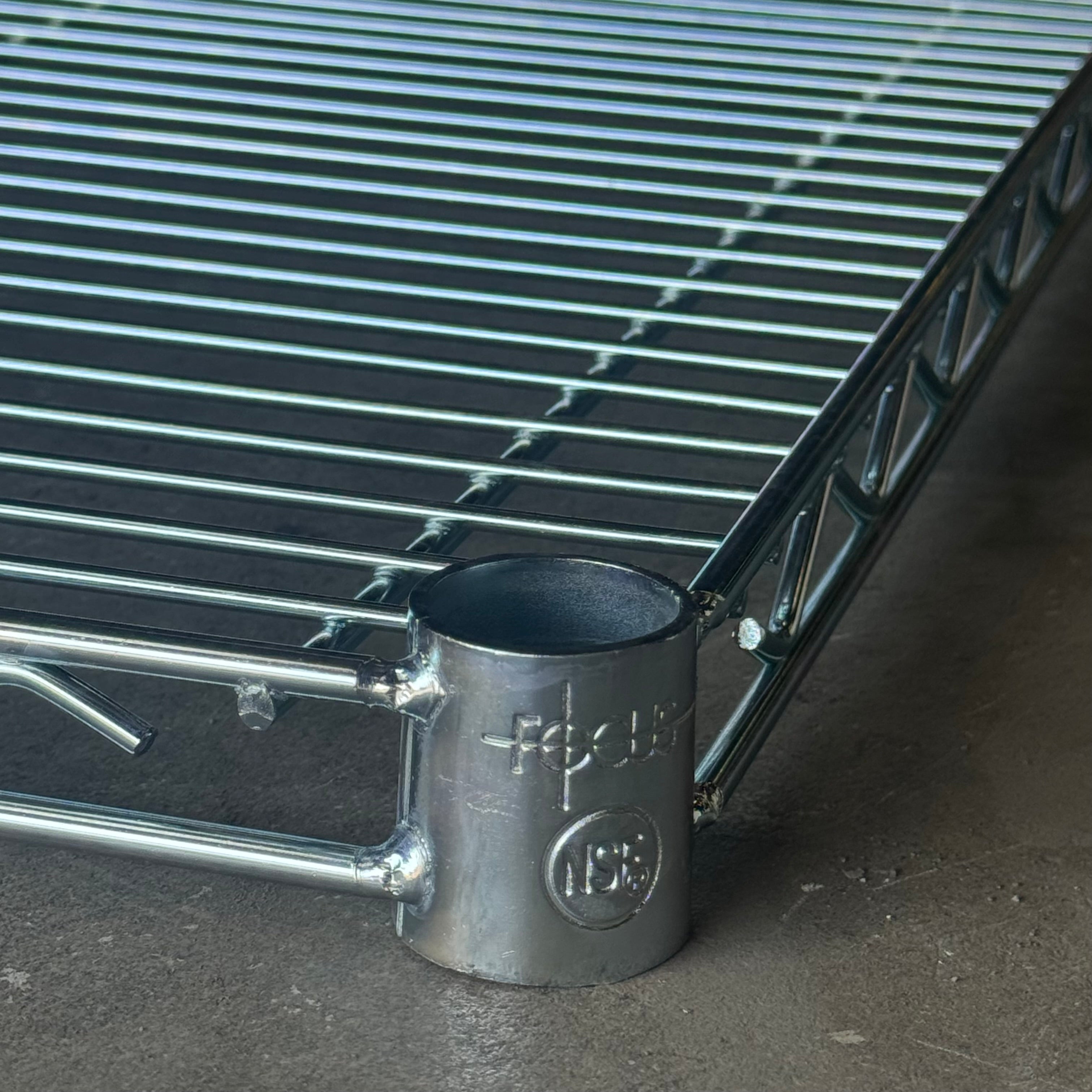 FOCUS Foodservice Chrome Plated Wire Shelving 18" x 30" FF1830C