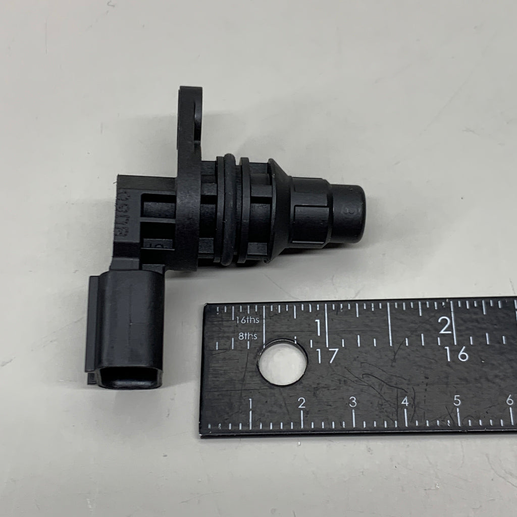 DENSO Engine Camshaft Position Sensor 196-6001