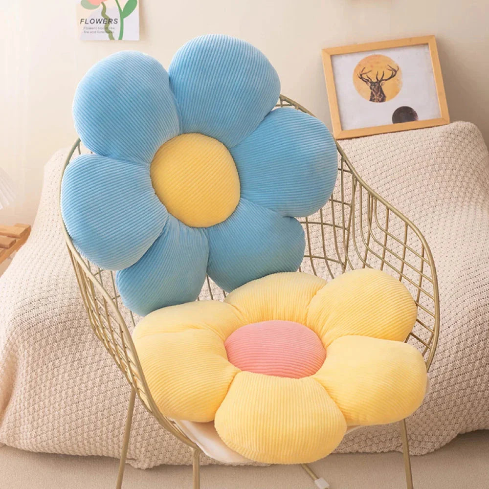 Flower-Shaped Plush Pillow – Cute Anime Cushion for Kids & Office