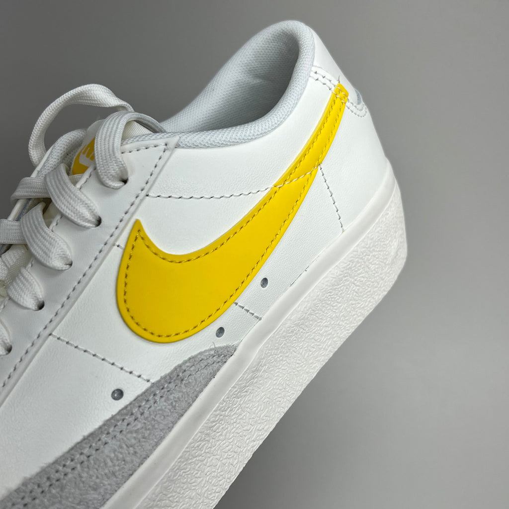 NIKE Blazer Low Cut Platform Sneaker Sz Women's 11.5 Men's 10 Yellow/Grey/White