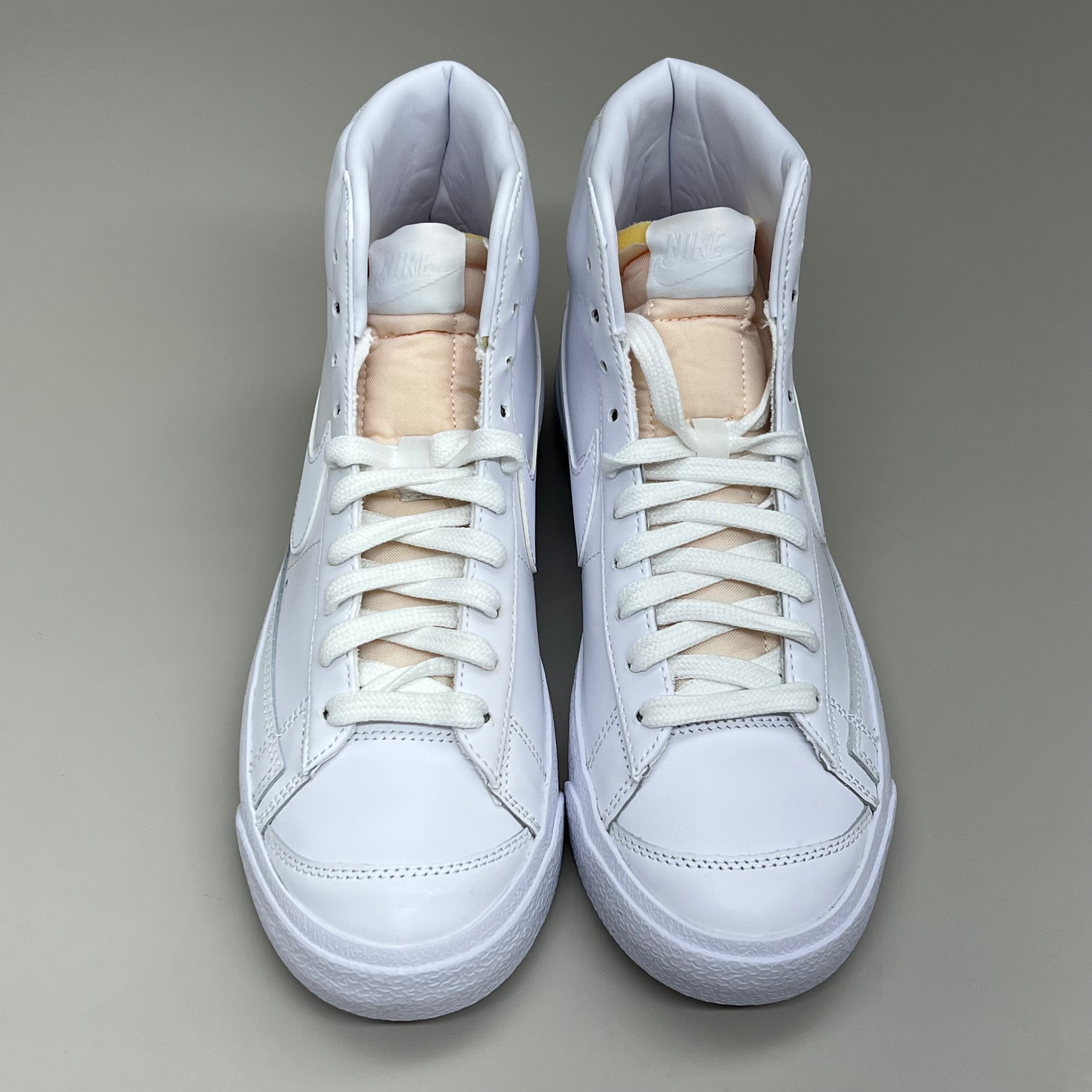 NIKE Blazer Mid 77' High-top Shoes SZ Womens 6 Mens 4.5 White & Peach CZ1055-117