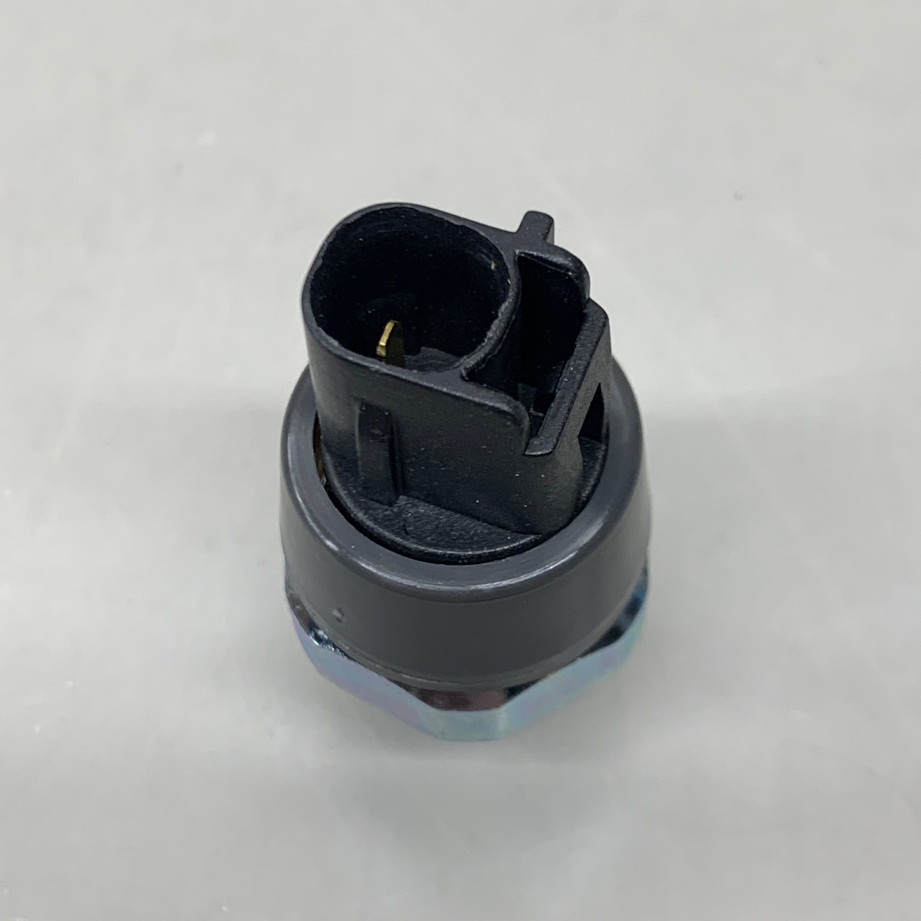 BECK ARNLEY Engine Oil Pressure Switch for Subaru Vehicles 201-1954