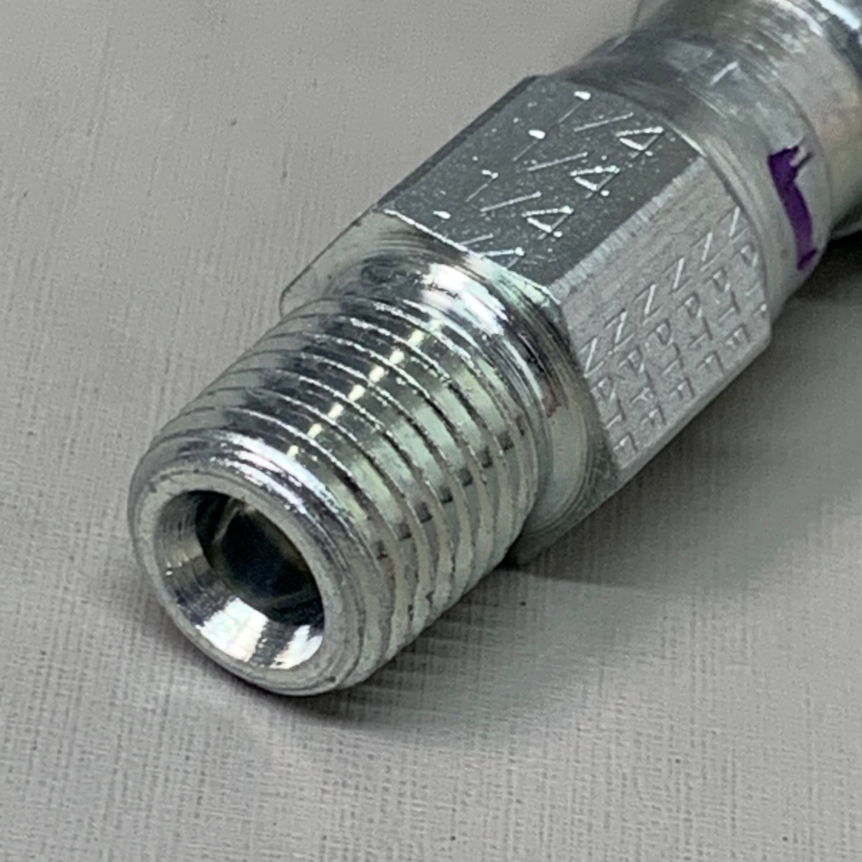 PARKER (4 PACK) Hydraulic Hose Male NPTF Pipe Swivel 1/4" x 1/4" Steel KP81353