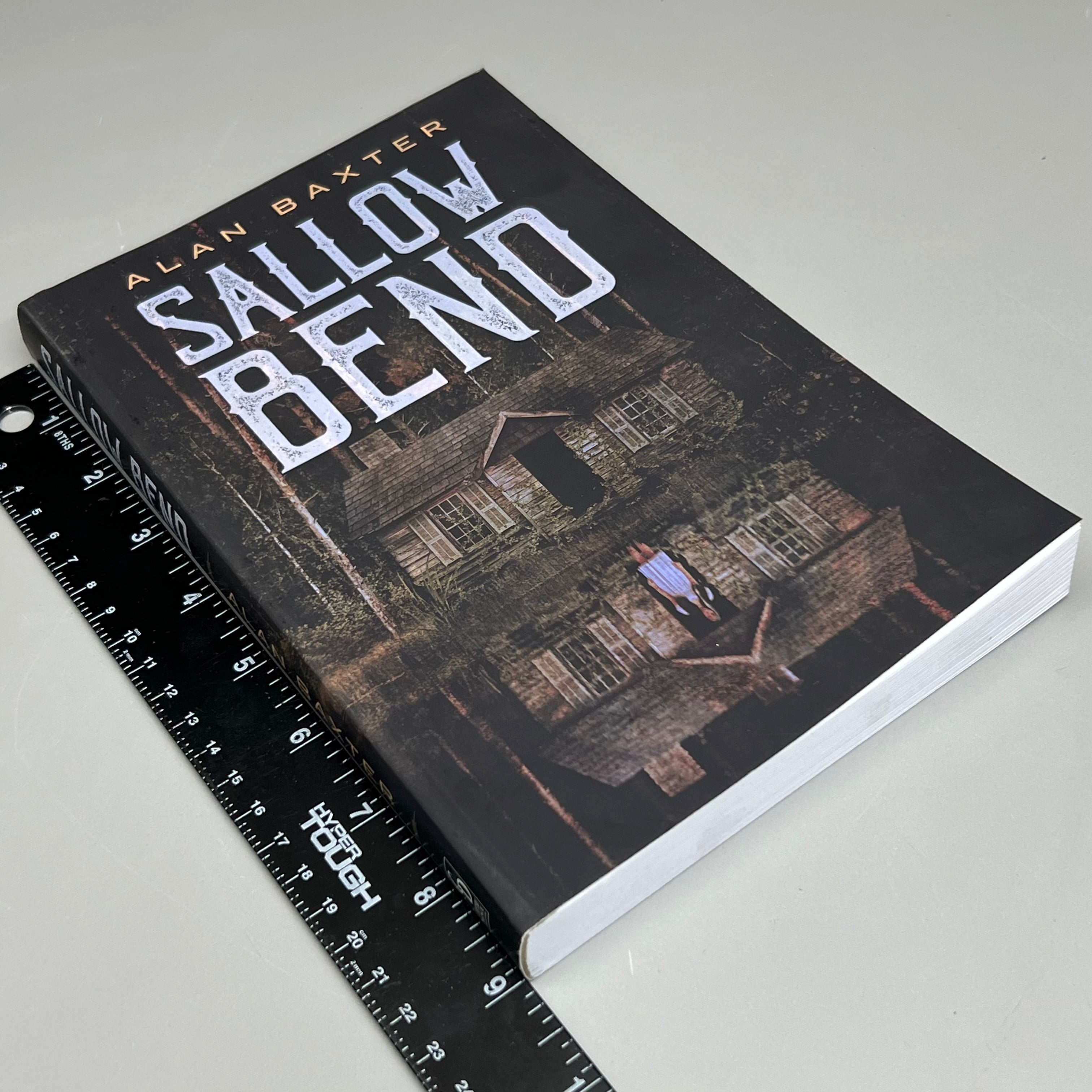 SALLOW BEND By Alan Baxter Paperback A Thriller Book