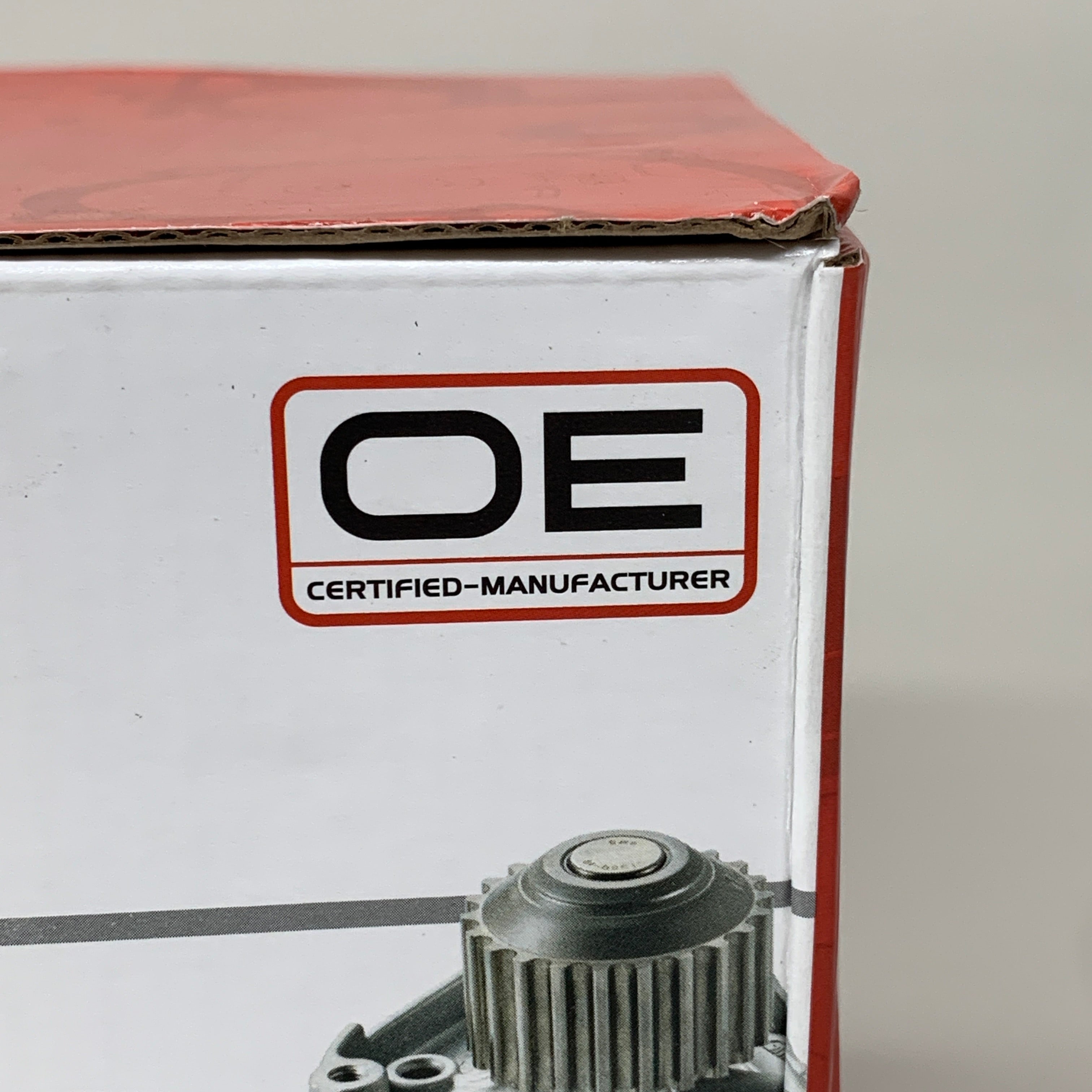 GMB Engine Water Pump for Mobility/Ford Vehicles 194197 125-3285