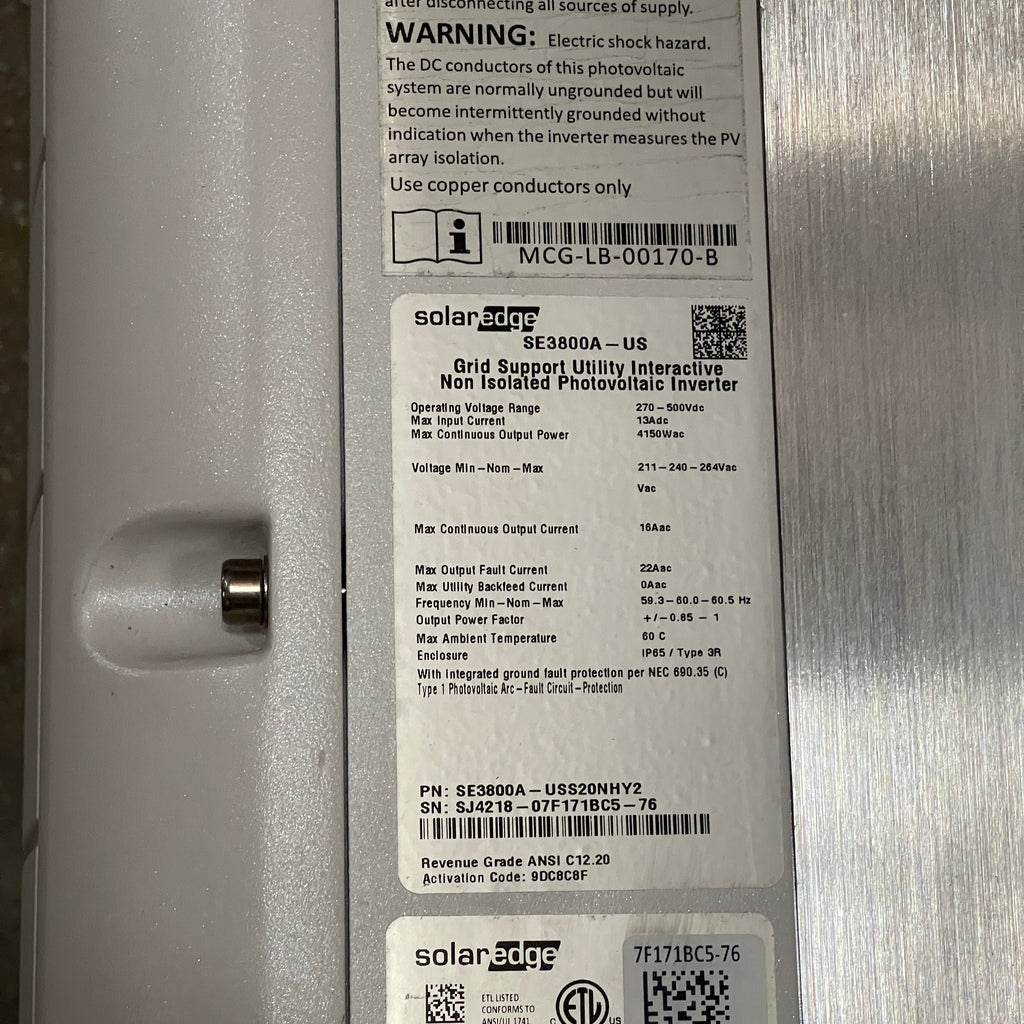 SOLAREDGE Storedge Inverter Equipment SE3800A & BCU-1PH-USS (For Parts, Not Tested)