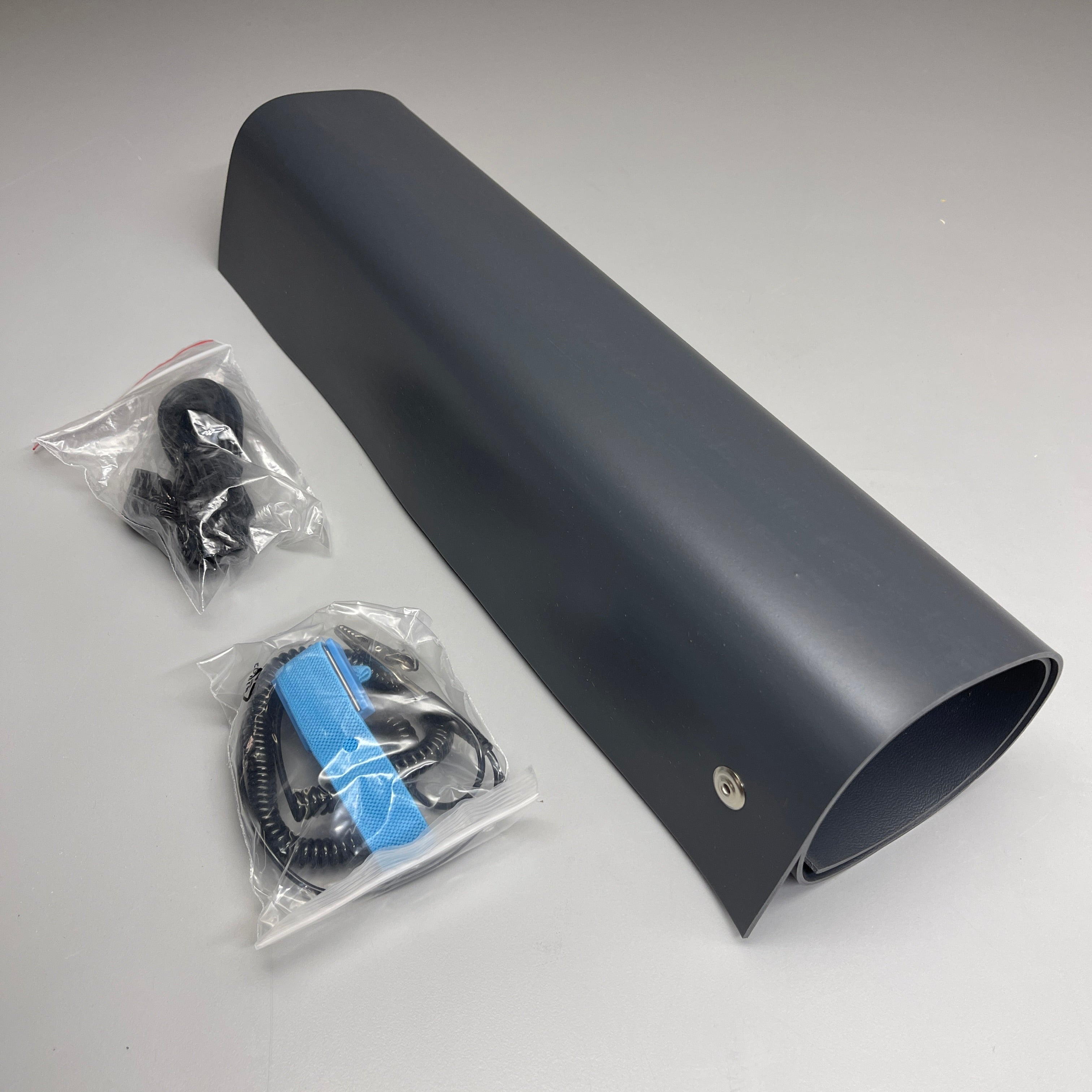 BERTECH ESD Anti-Static Mat Sz 18” x 24” Dark Grey 3059T-18x24GKT