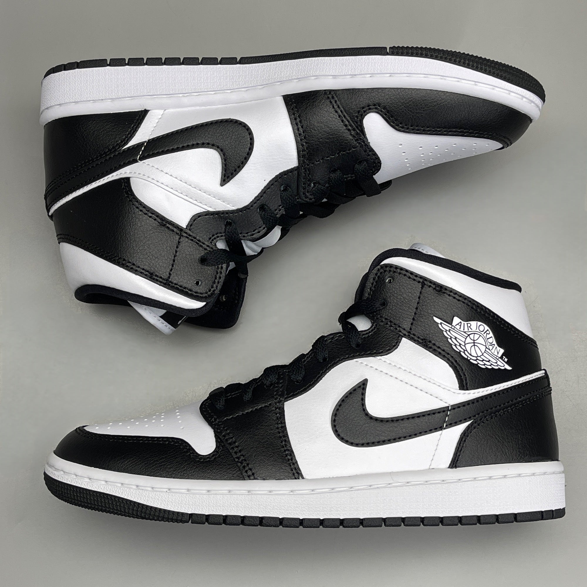 NIKE AIR JORDAN 1 Mid Panda Women's Sz 7 Black / White DV0991-101 (New)