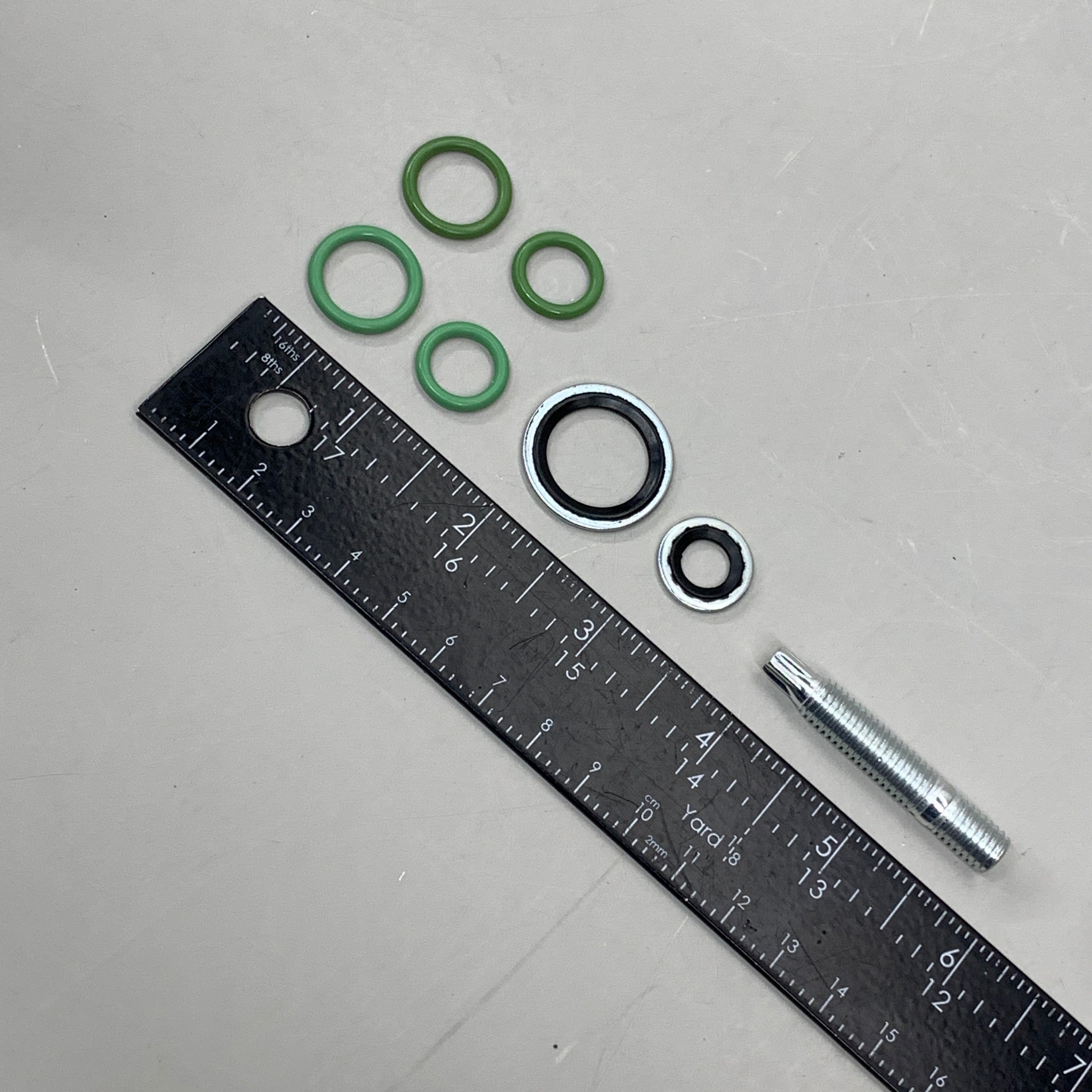 FOUR SEASONS Lot of 8! System Replacement 45910, O-Rings 24675, and Expansion Valves 39438