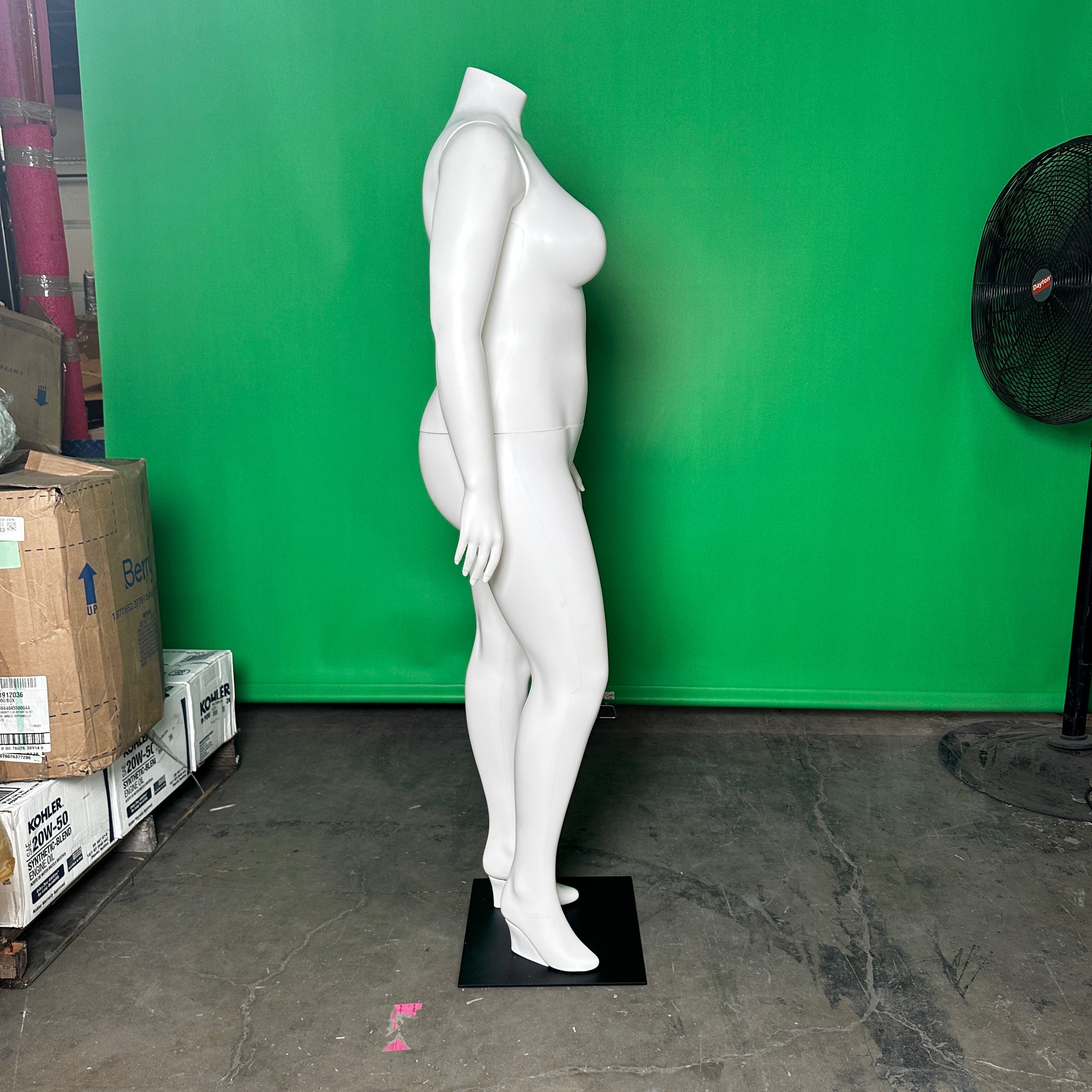 Natasha.16 Female Mannequin White/Black Base 65"T