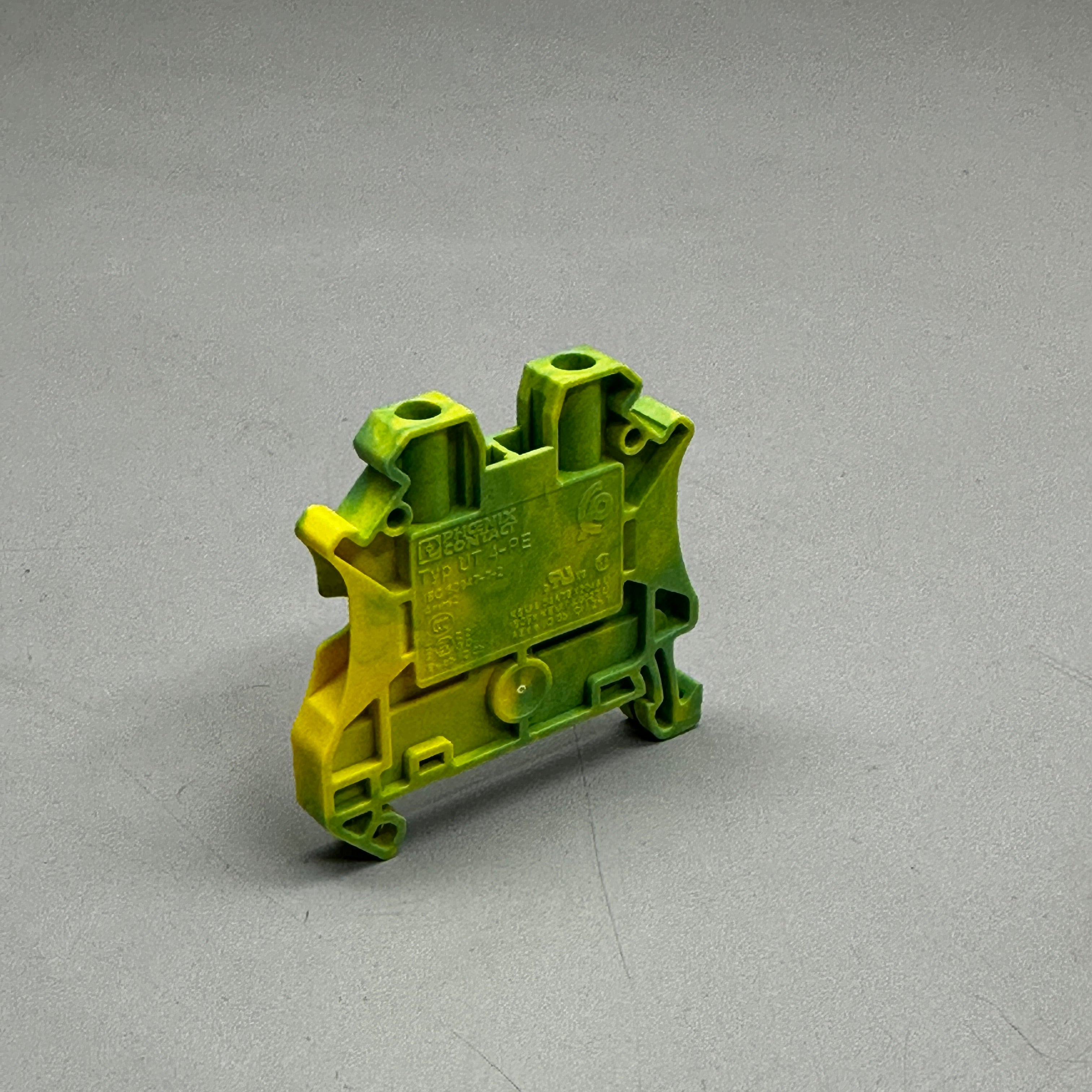 PHEONIX Feed Through Ground Terminal Block 3044092 UT 2,5-PE 1.88"x.2"x1.88" (Green/Yellow)