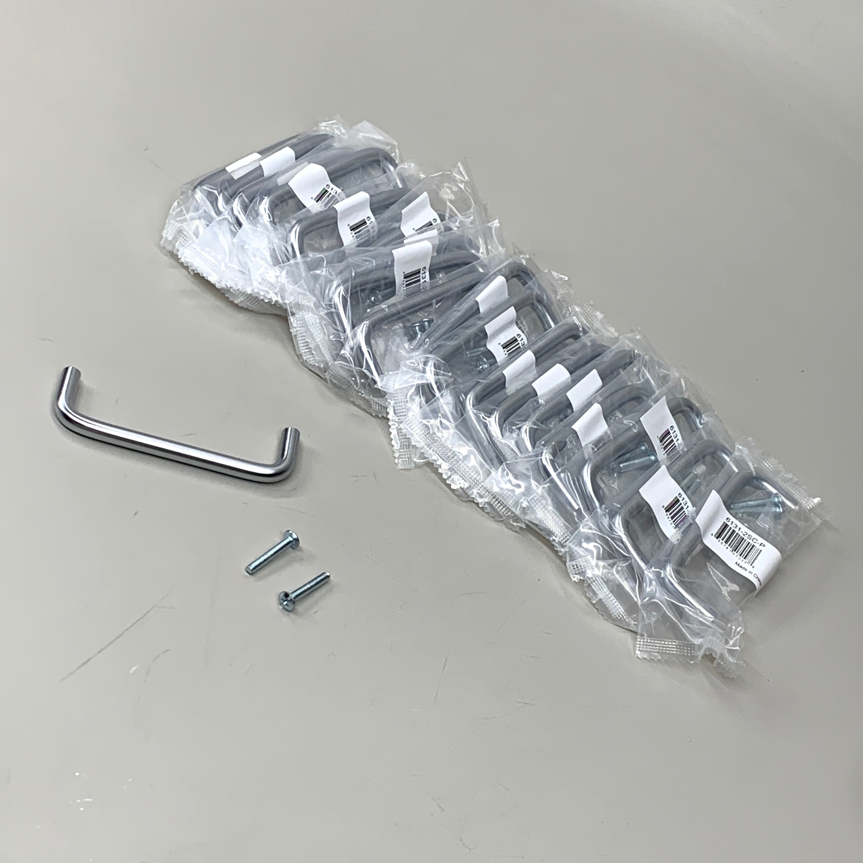 BERENSON (25 PACK) Advantage Steel Wire Pulls 96mm CC Satin Chrome 6131-2SC-P