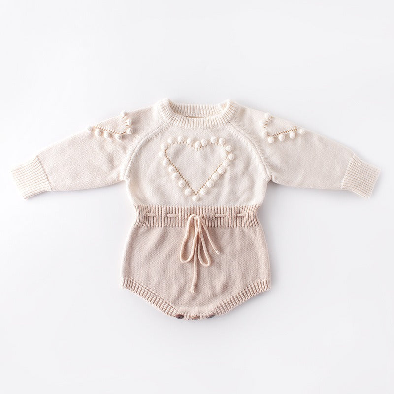 Baby handmade love sweater, knitted sweater, long sleeved jumpsuit, bag, buttocks, sweatshirt, crawling suit