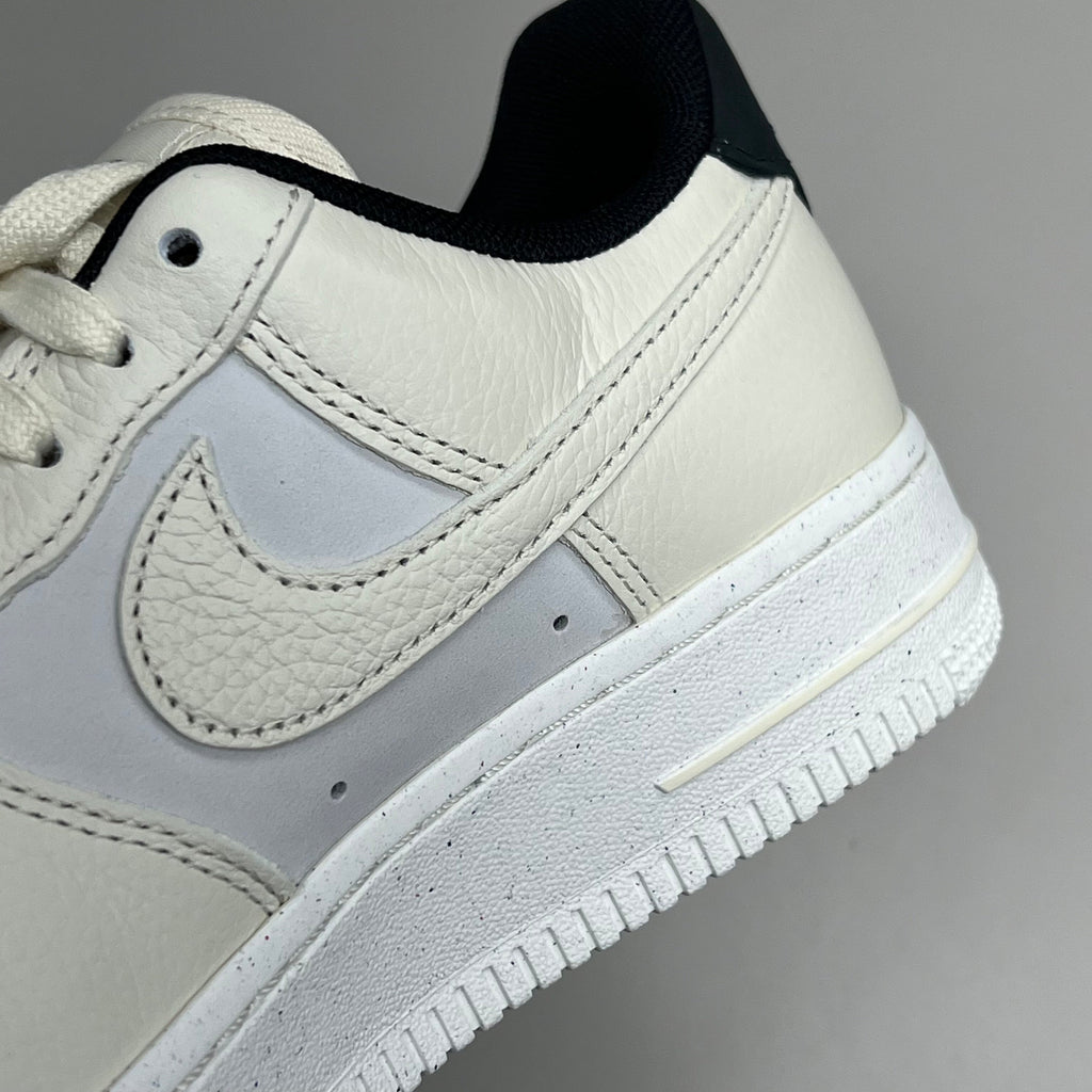 NIKE Air Force 1 07' LX Leather Sz Women's 9 Sail/Coconut Milk-Black DZ2708 101