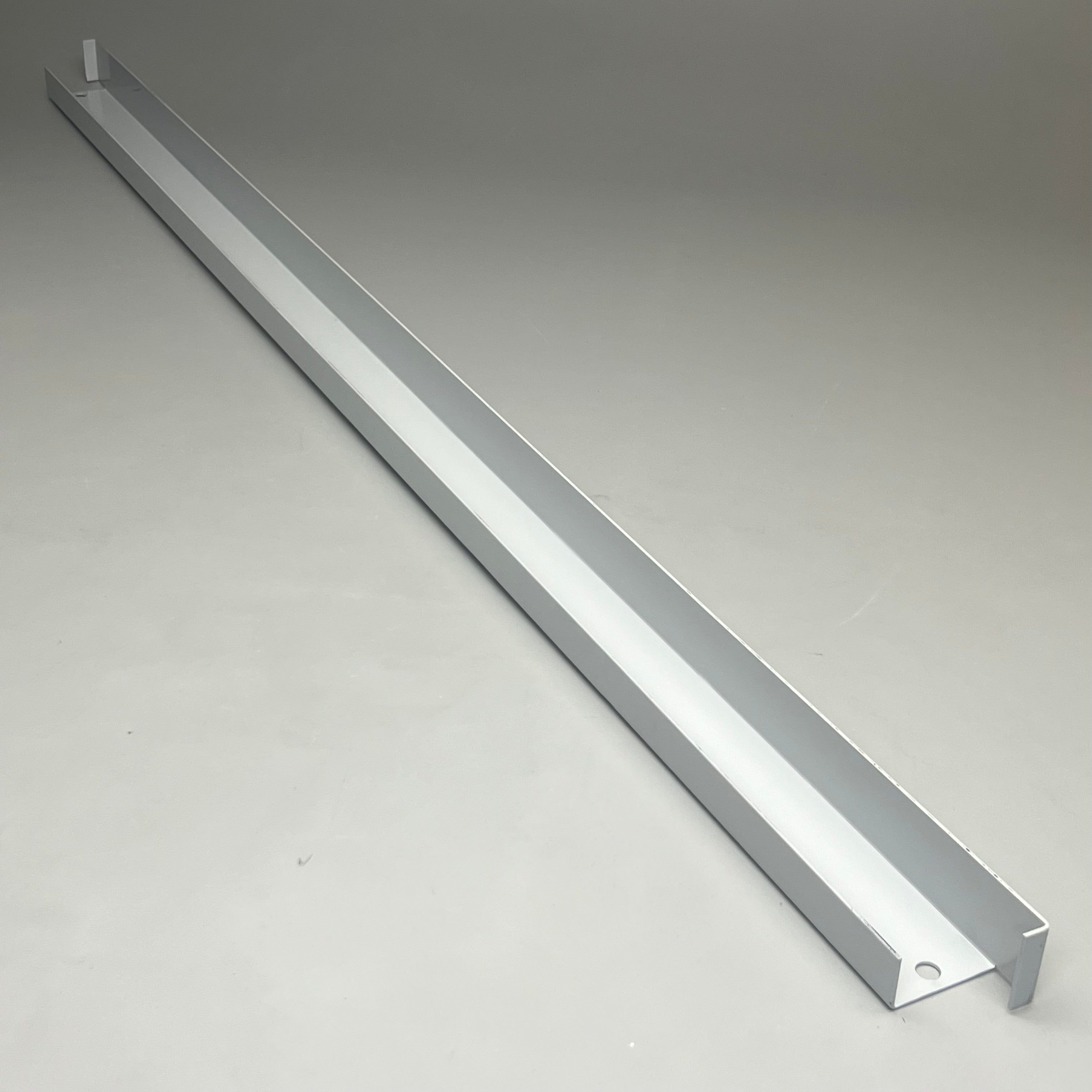 HALLOWELL (12) Hi-Tech/ Bulk Rack Shelving Components 48" x 2" White 5030-48