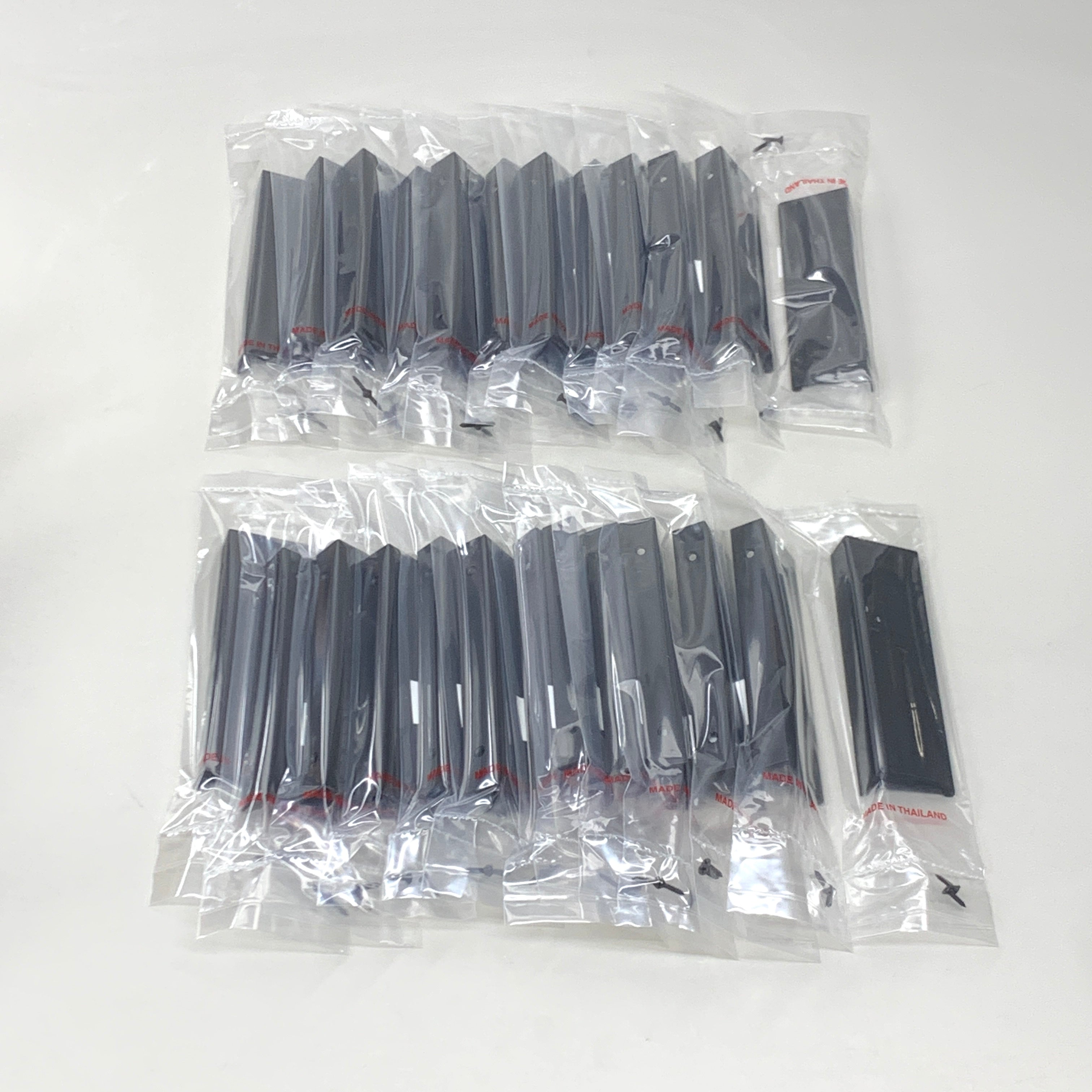 BERENSON (25 PACK) Bravo 112mm CC Satin Black Edge Pull Aluminum 1064-4055-P