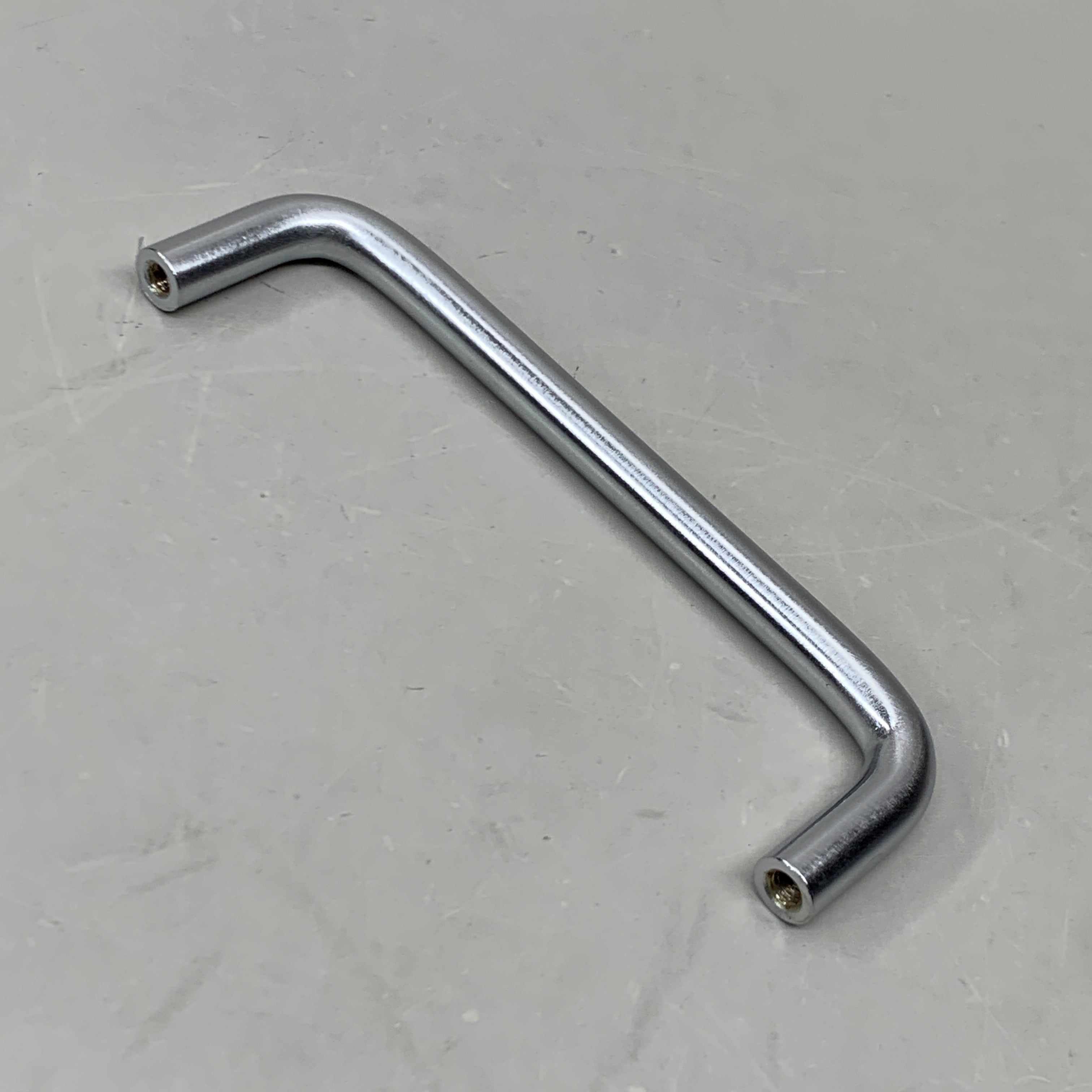 BERENSON (25 PACK) Advantage Wire Pull 4" CC Satin Chrome Steel Pull 6130-2SC-P
