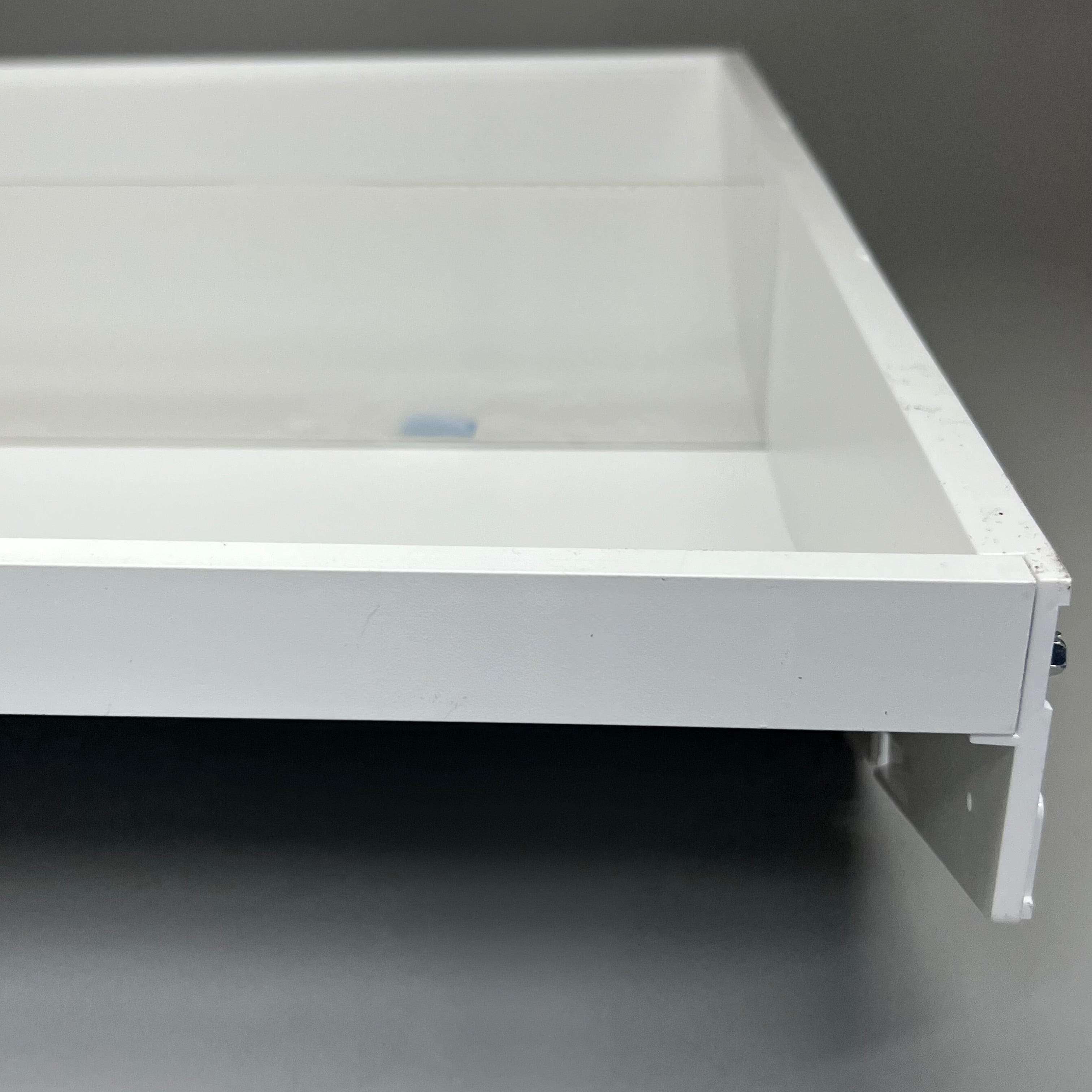 METALUX COOPER Lighting Solutions SkyRidge LED Troffer 24”x 24” 22SR-LD2-29-C-UNV-L835-CD1-U